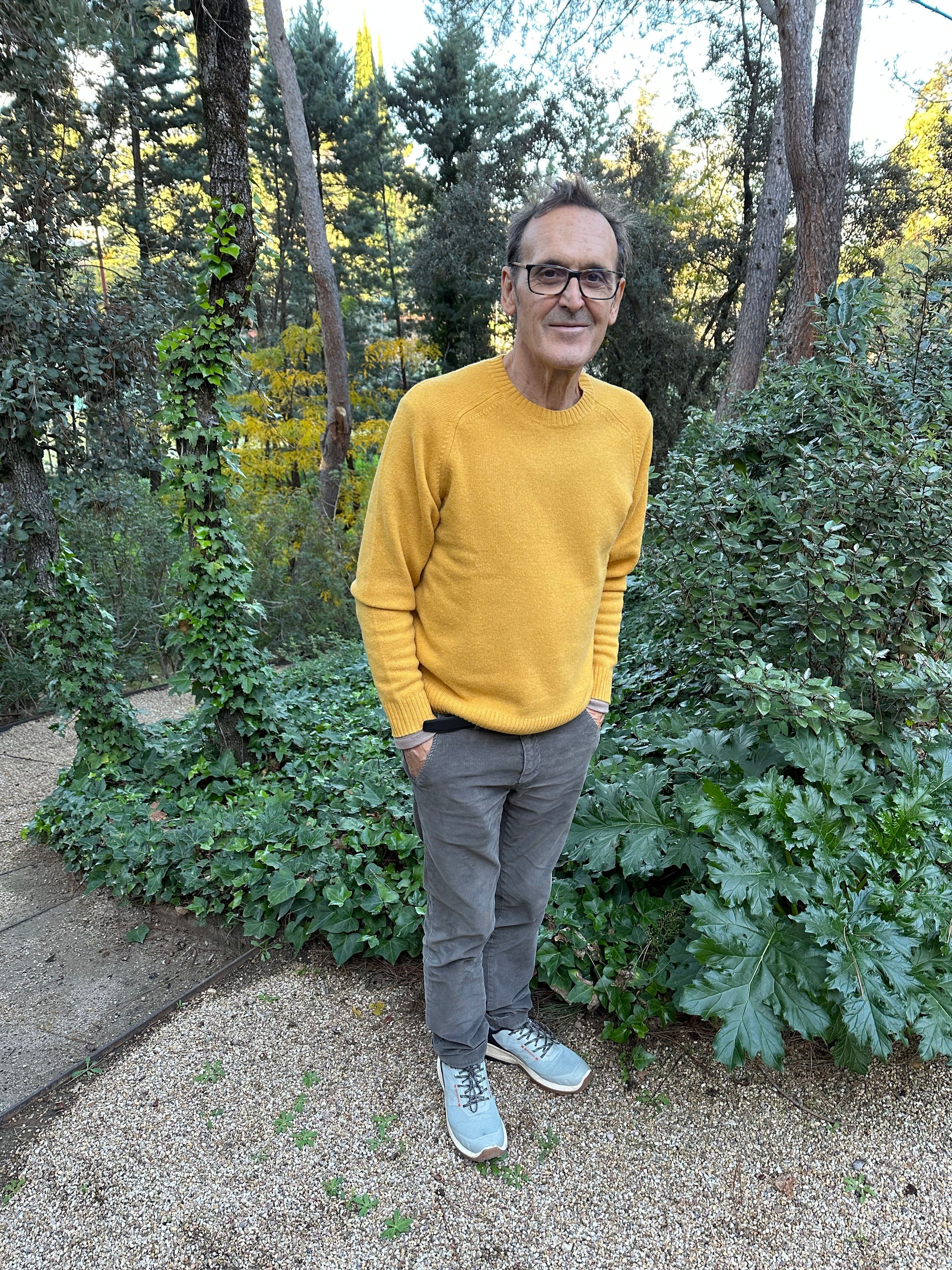 Posado del compositor español Alberto Iglesias