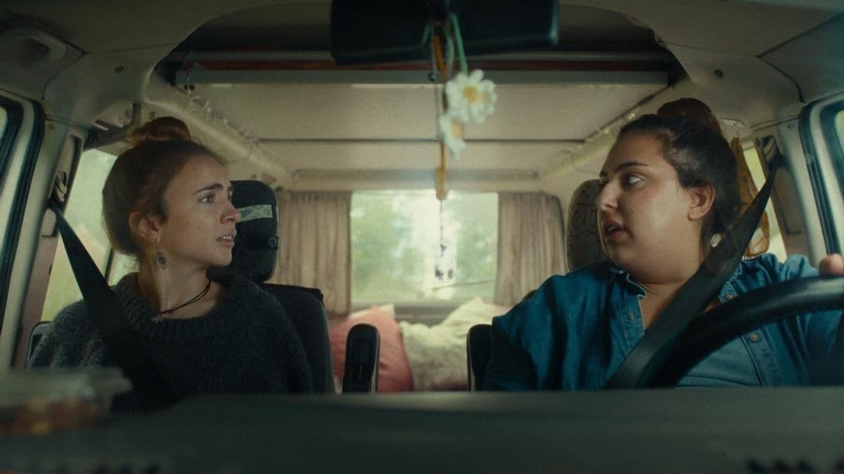 Itziar Manero y Blanca Martínez Rodrigo en un fotograma de '¿Dónde estás', cortometraje de María Moreno Novoa