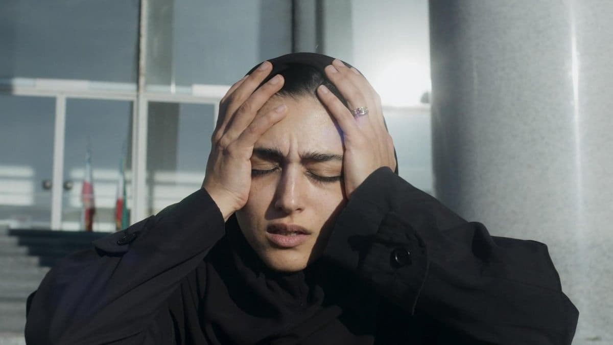 Golshifteh Farahani en un fotograma promocional de 'Leer Lolita en Teherán'
