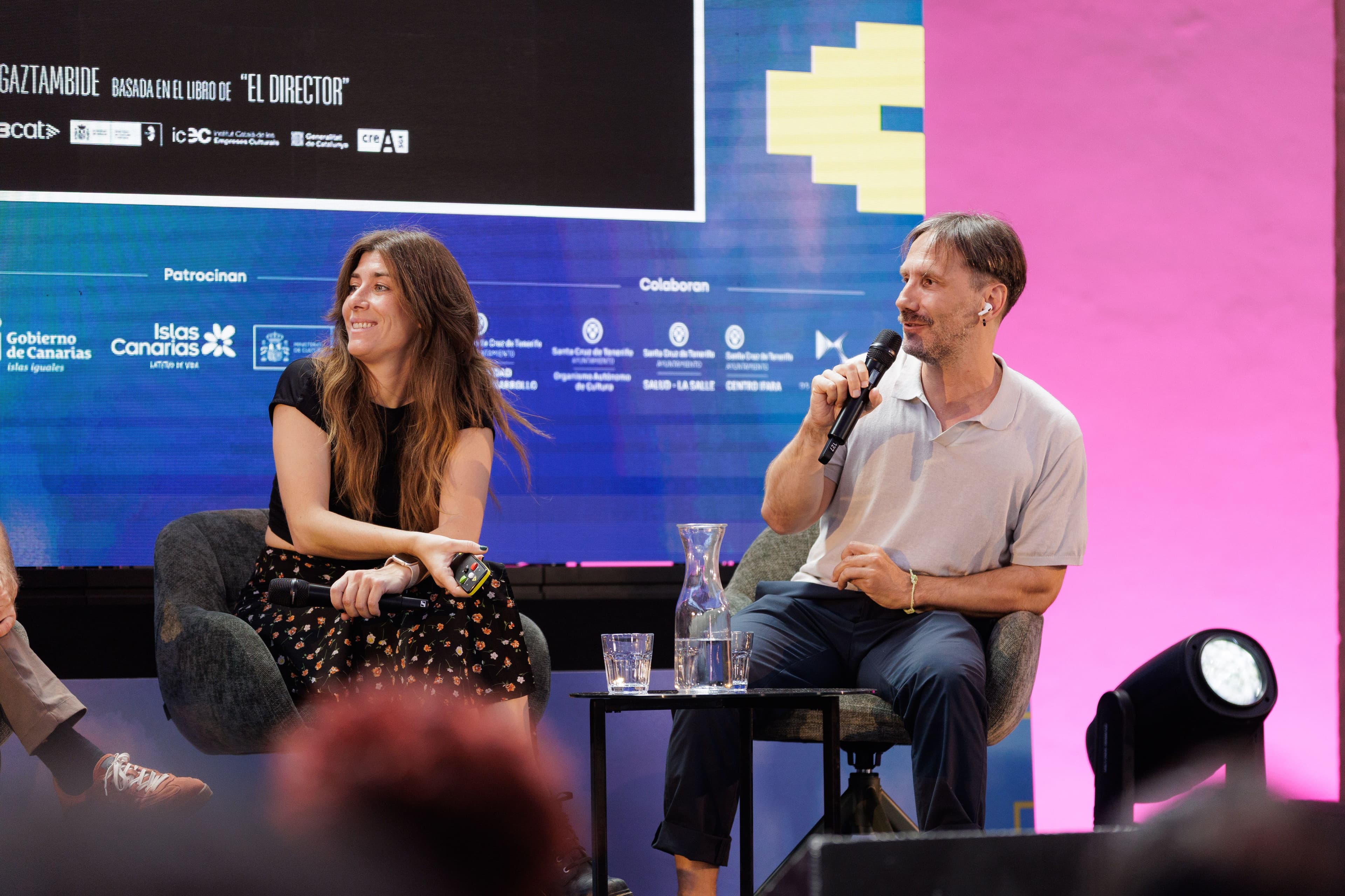 Los productores Ana Eiras y Alberto Aranda en la presentación de contenidos de Sábado Time en el festival Lo Que Viene 2026 el 3 de junio