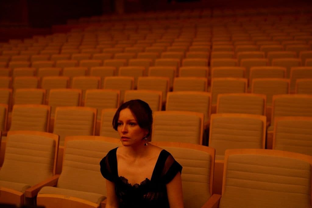 Fotograma de la película 'Measures for a funeral', dirigida por Sofia Bohdanowicz