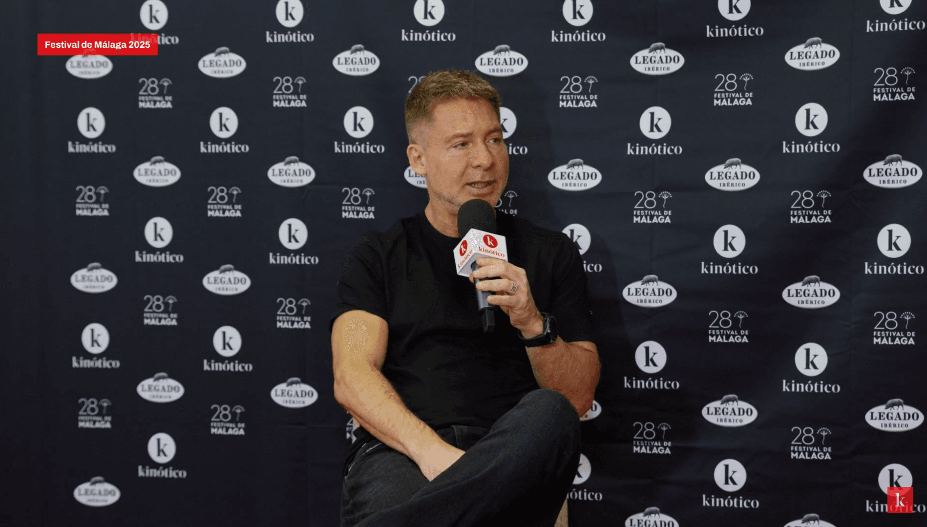 El director Adrián Suar a su paso por el set de Kinótico en el Festival de Málaga 2025