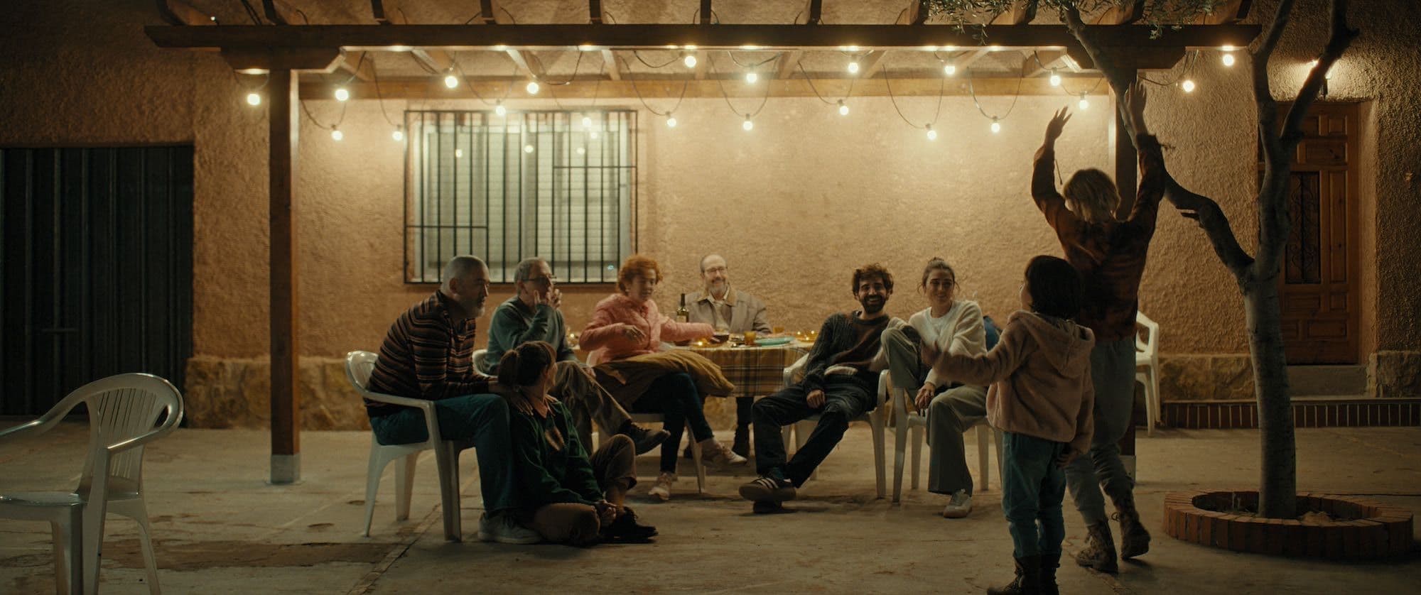 Fotograma de 'La casa', de Álex Montoya