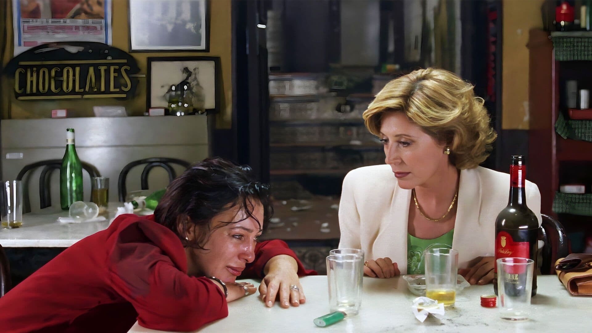 Fotograma de la película 'Más allá del jardín', basada en la novela de Antonio Gala, con Concha Velasco