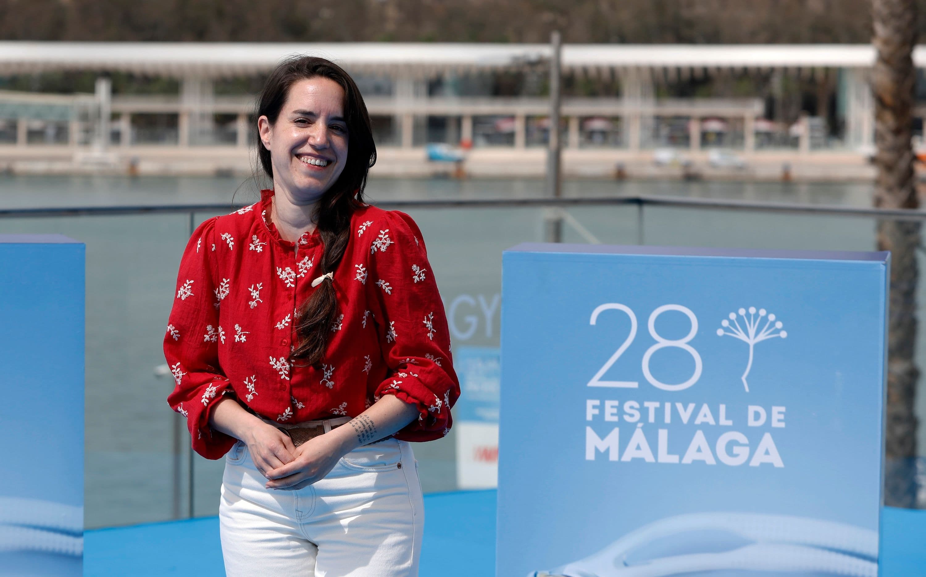 Ana Lambarri Tellaeche, directora de ‘Todo lo que no sé’, posa en el photocall del Festival de Málaga 2025