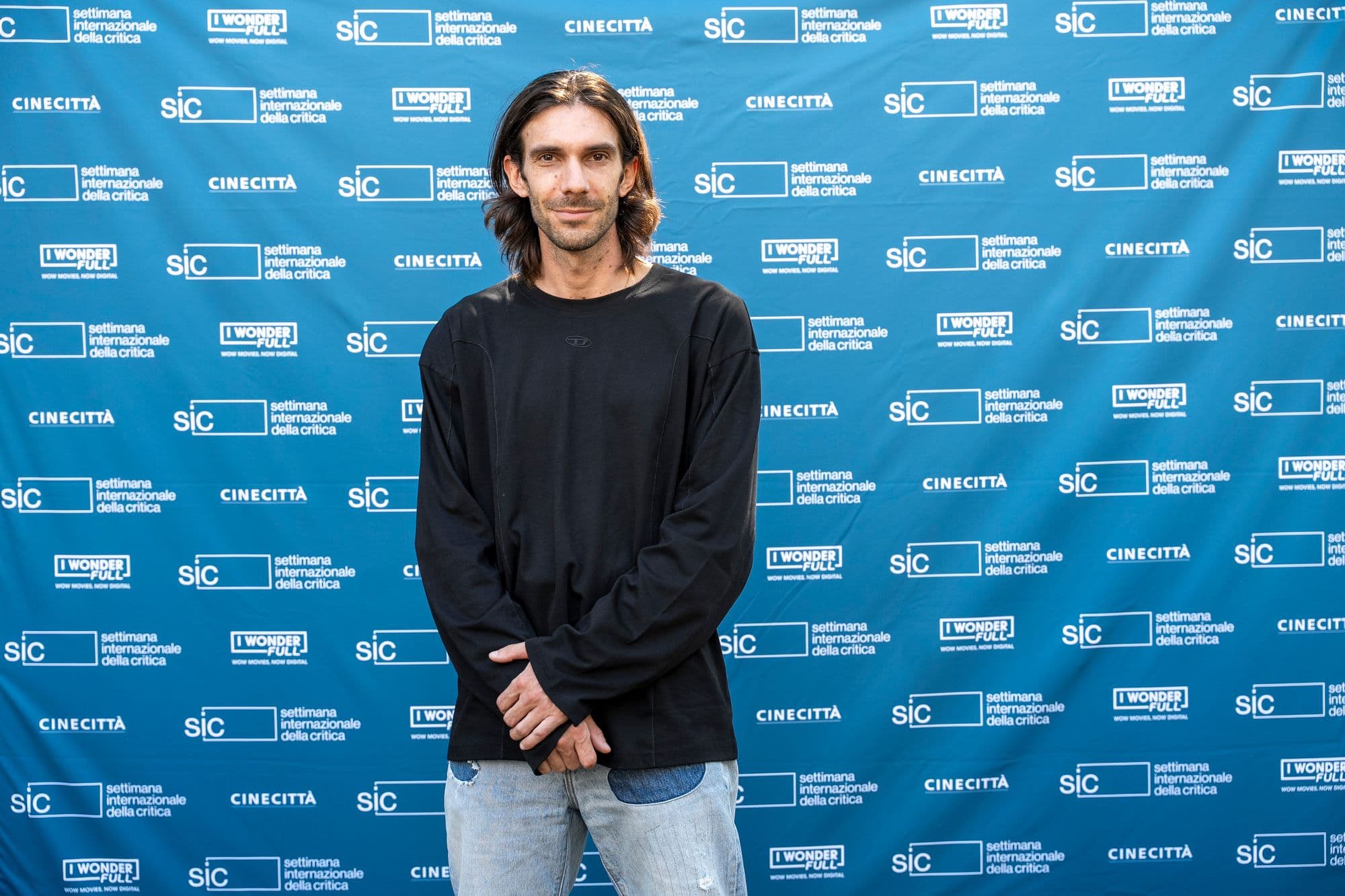 Tommaso Usberti, director de 'Prima della guerra', durante la 41 edición de la Semana de la Crítica de Venecia en septiembre de 2026