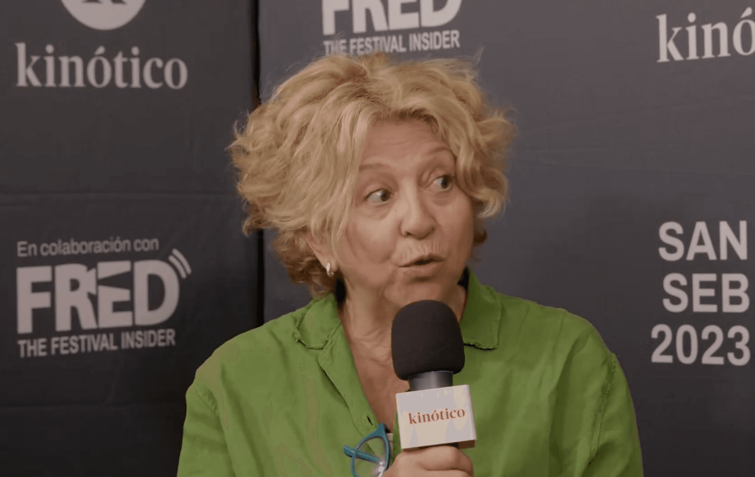 Esther García, productora de El Deseo, en el set de Kinótico en San Sebastián