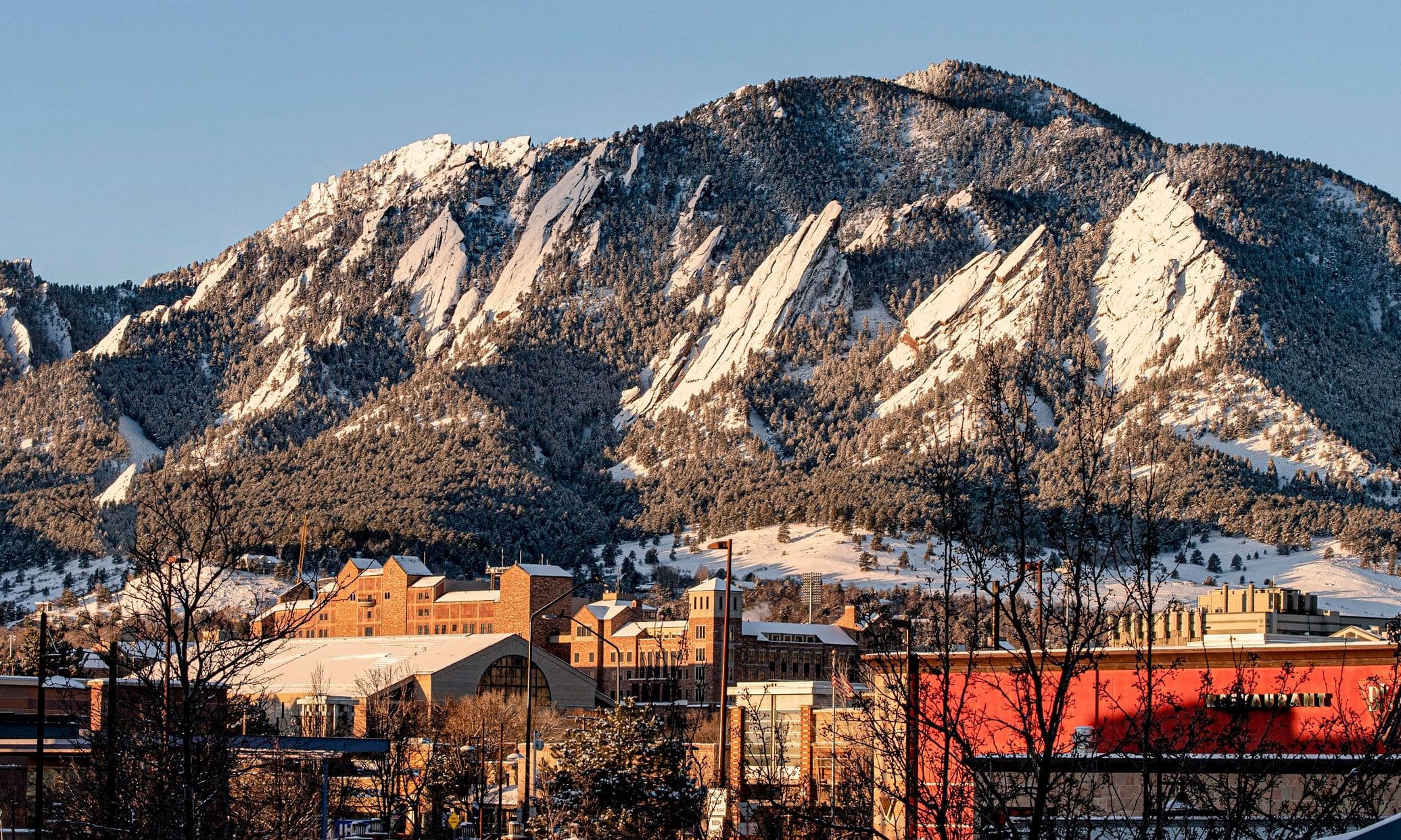 Panorámica de las montañas que rodean la ciudad de Boulder, en el estado de Colorado (Estados Unidos)