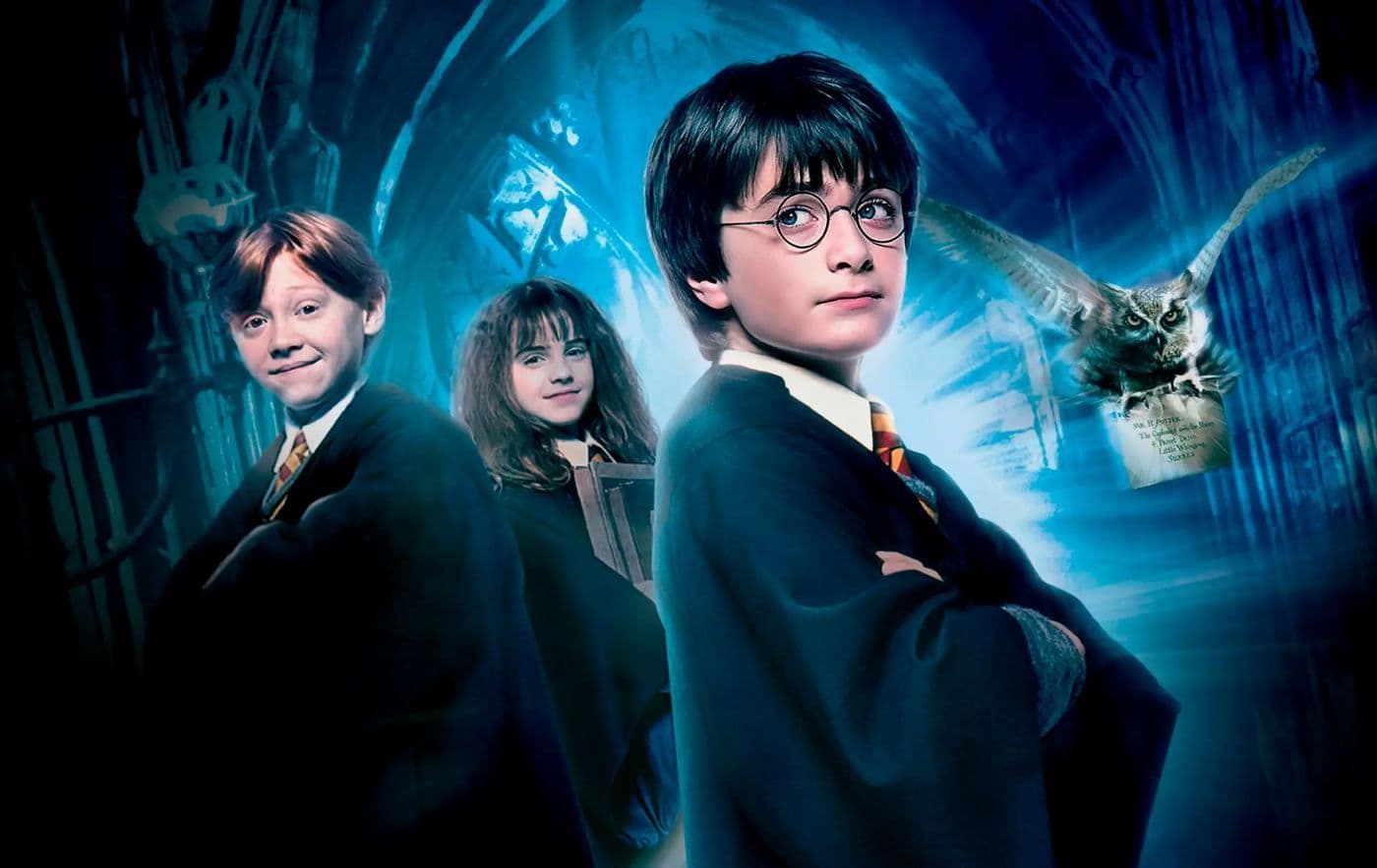Póster de 'Harry Potter y la piedra filosofal' con Daniel Radcliffe, Rupert Grint y Emma Watson.