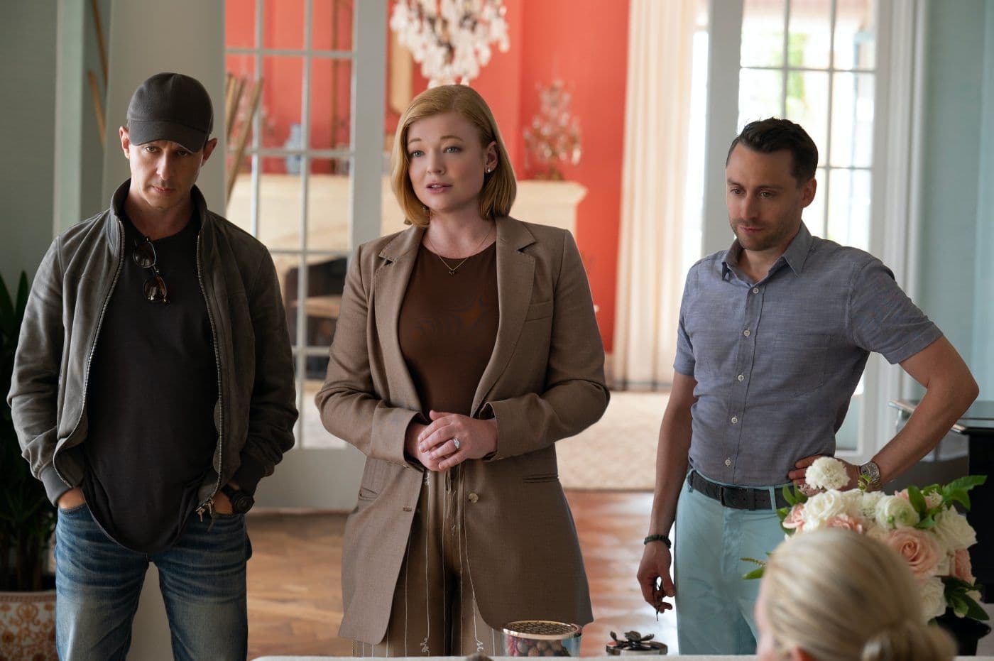 Jeremy Strong, Sarah Snook y Kieran Culkin, en un fotograma de la cuarta temporada de 'Succession'.