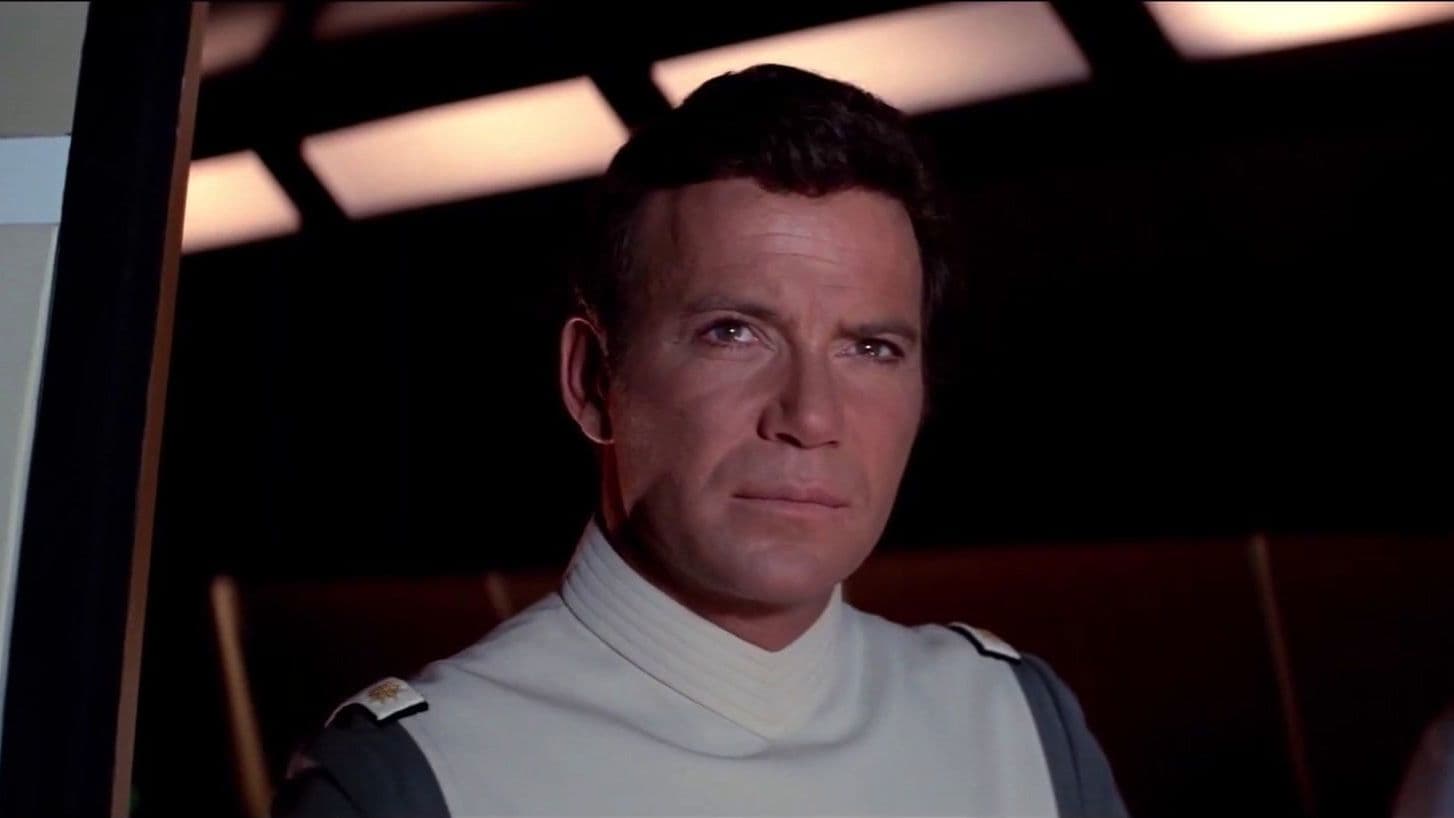 William Shatner, como Capitán Kirk, en un fotograma de la película 'Star Trek', de Robert Wise