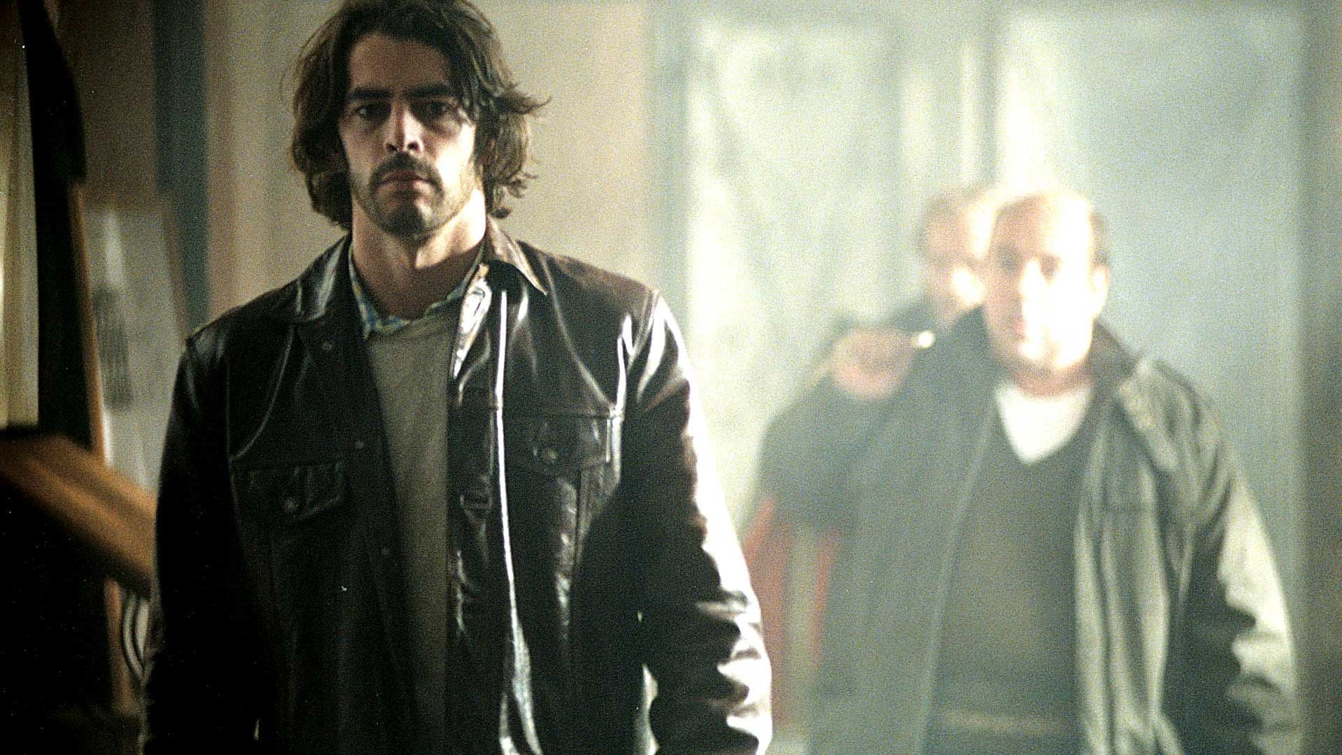 El actor Eduardo Noriega, en una fotografía promocional de la película 'El lobo', de Miguel Courtois
