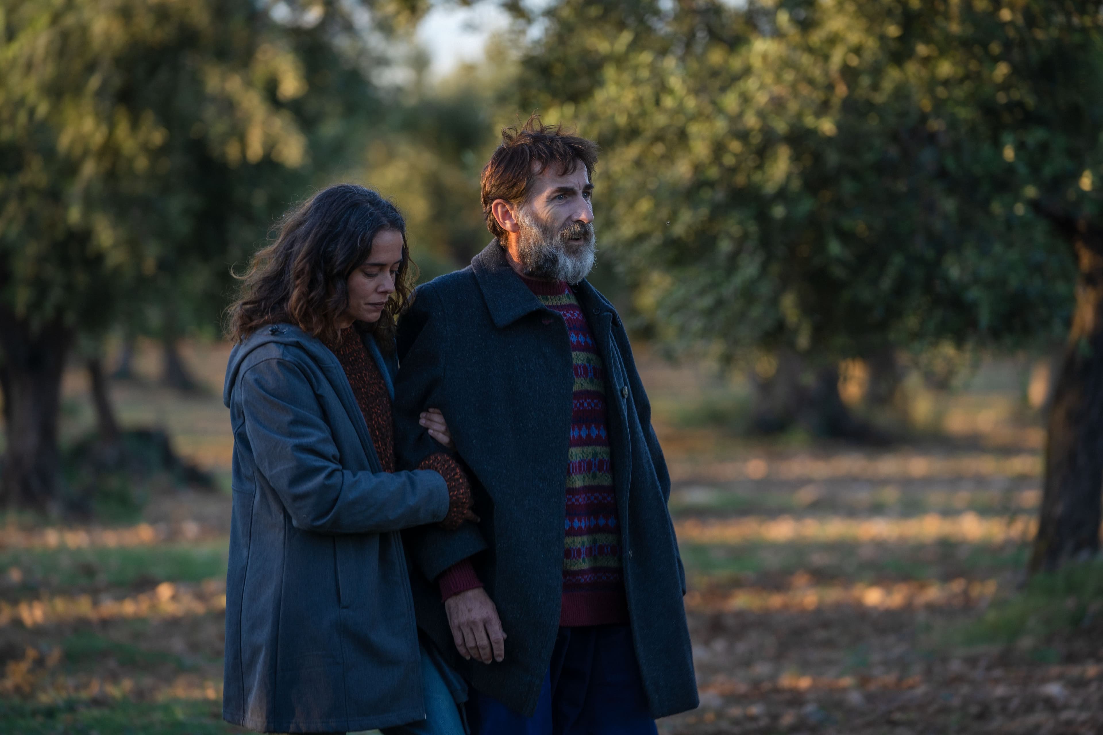 Fotograma de 'Los destellos', dirigida por Pilar Palomero y protagonizada por Patricia López Arnaiz y Antonio de la Torre