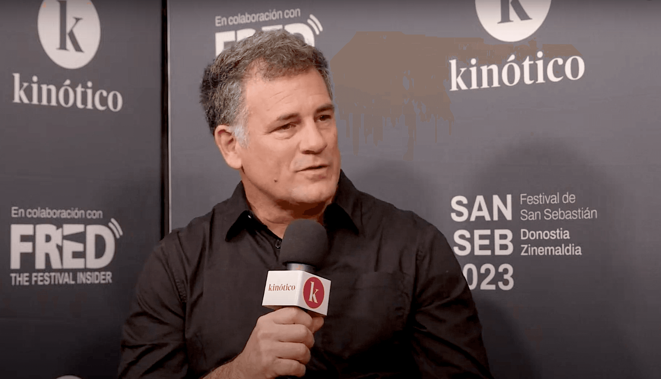 El director de 'El juicio, Ulises de la Orden, pasó por el set de entrevistas de Kinótico en el Festival de San Sebastián