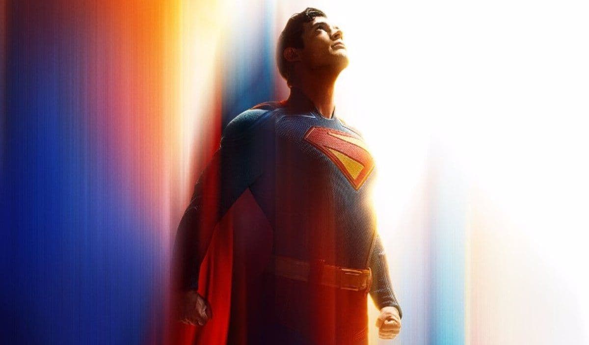 Tráiler de 'Superman', dirigida por James Gunn, con David Corenswet portando la famosa capa roja