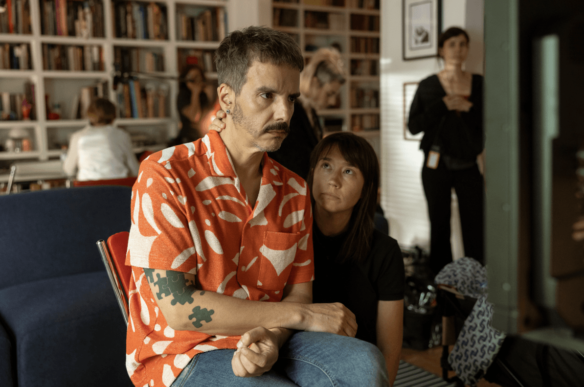 El escritor y guionista Javier Giner, durante el rodaje de la serie 'Yo, adicto'
