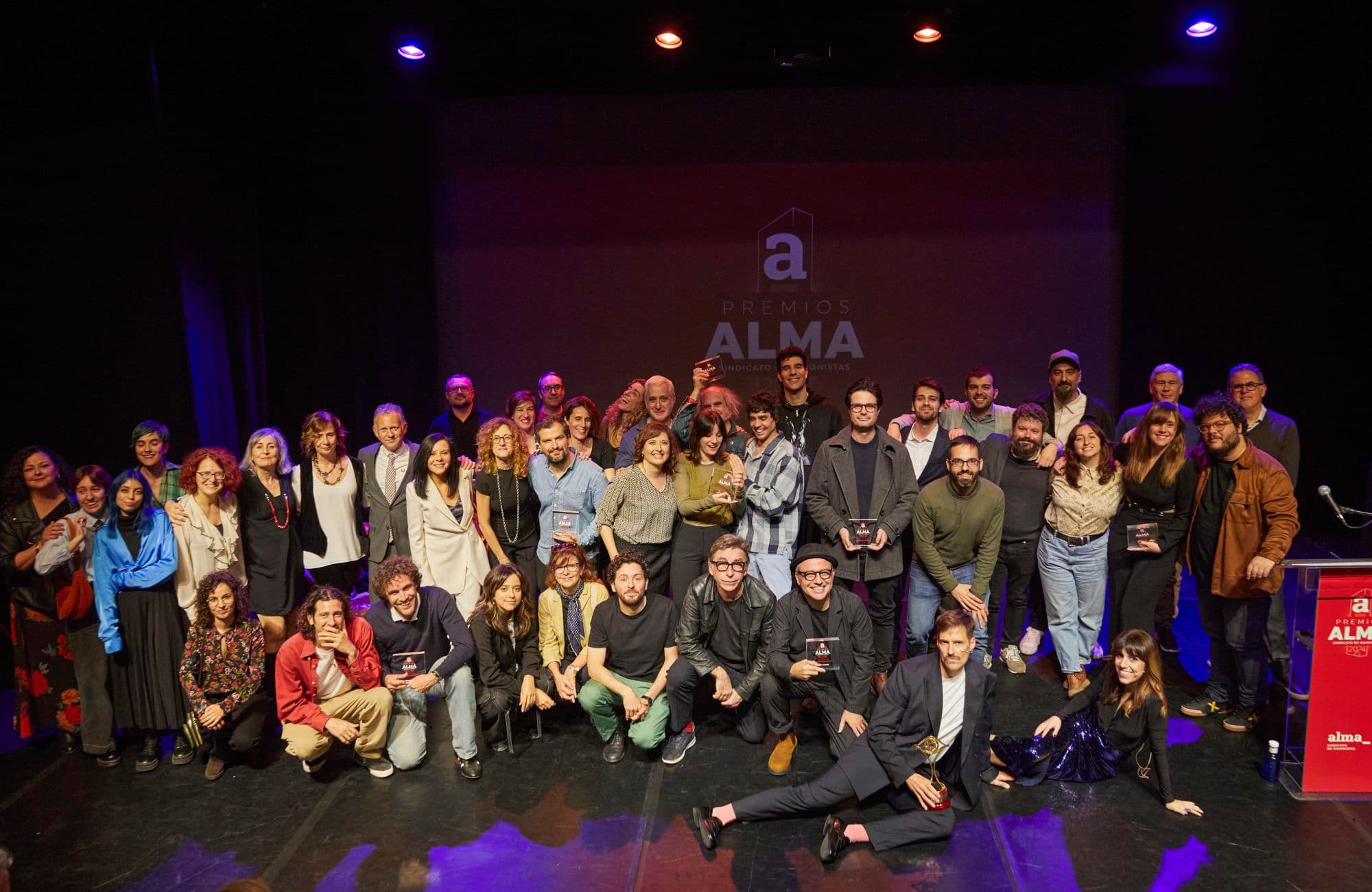 Foto de todos los ganadores de los Premios ALMA 2024