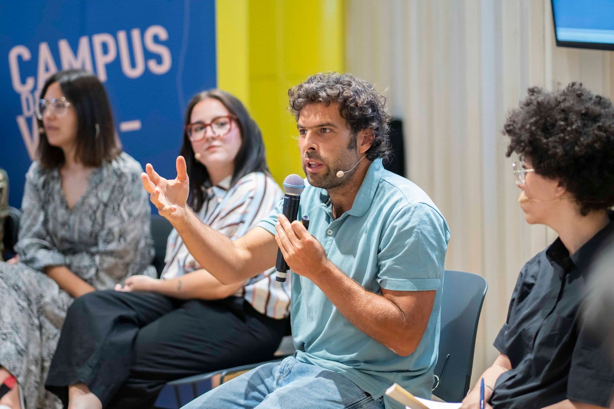 Alba Saskia, Regina Martínez, Pablo Romero y Salima Jirari en el Campus de Verano 2025