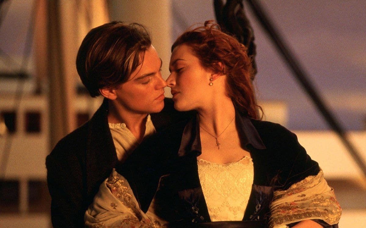 Leonardo DiCaprio y Kate Winslet en 'Titanic'