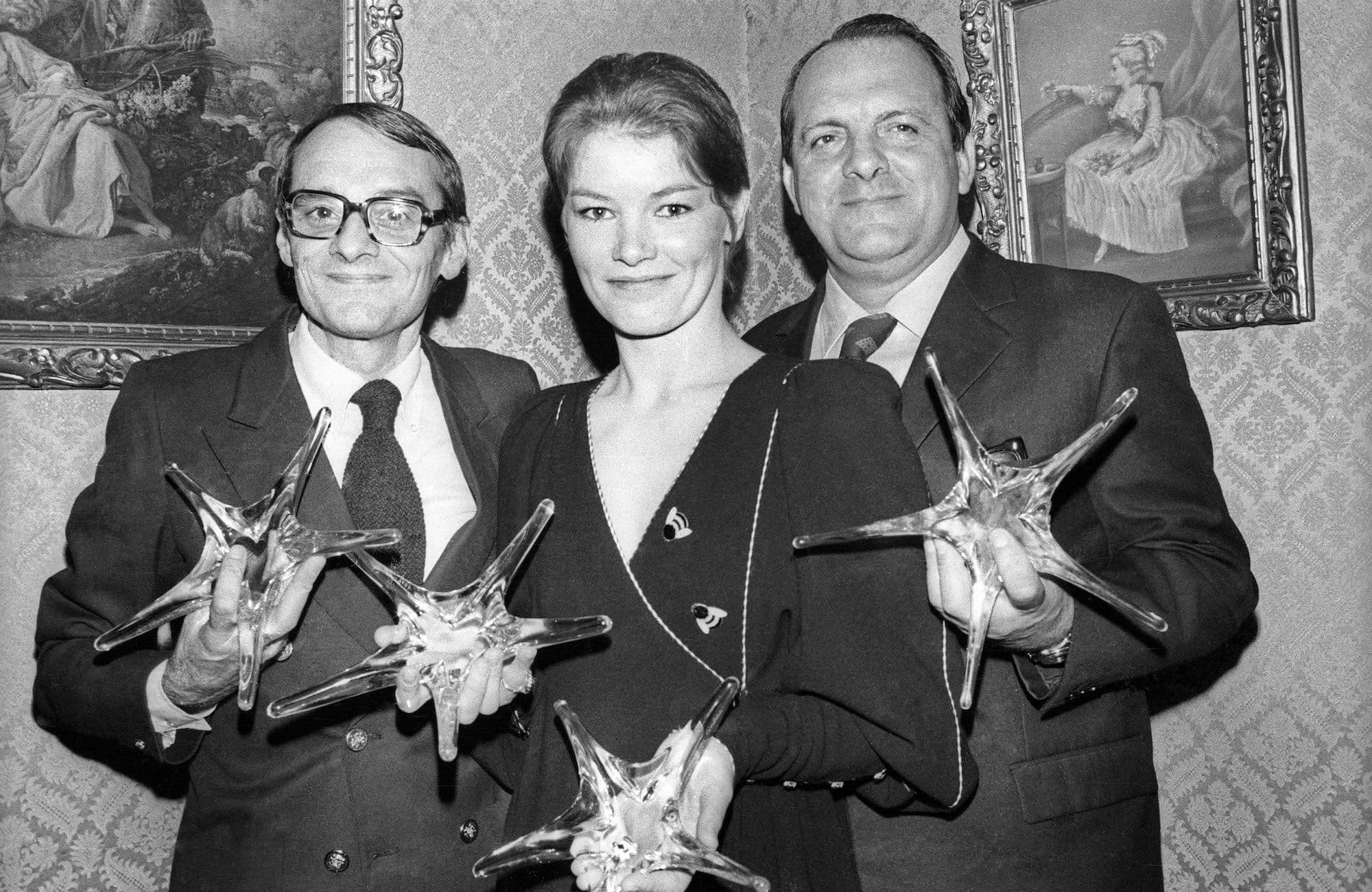 Glenda Jackson, junto a Rene Alio y Damiano Damiani, en una imagen del año 1972