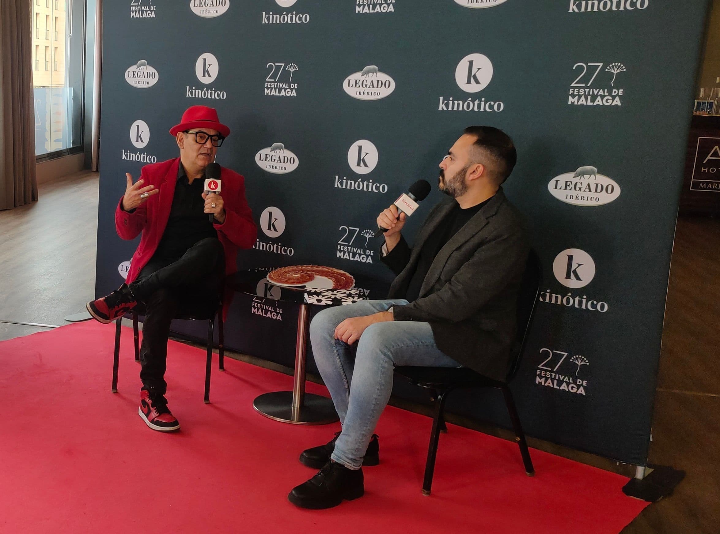 José Corbacho ha presentando 'Un nuevo amanecer' en el set de Kinótico en el Festival de Málaga