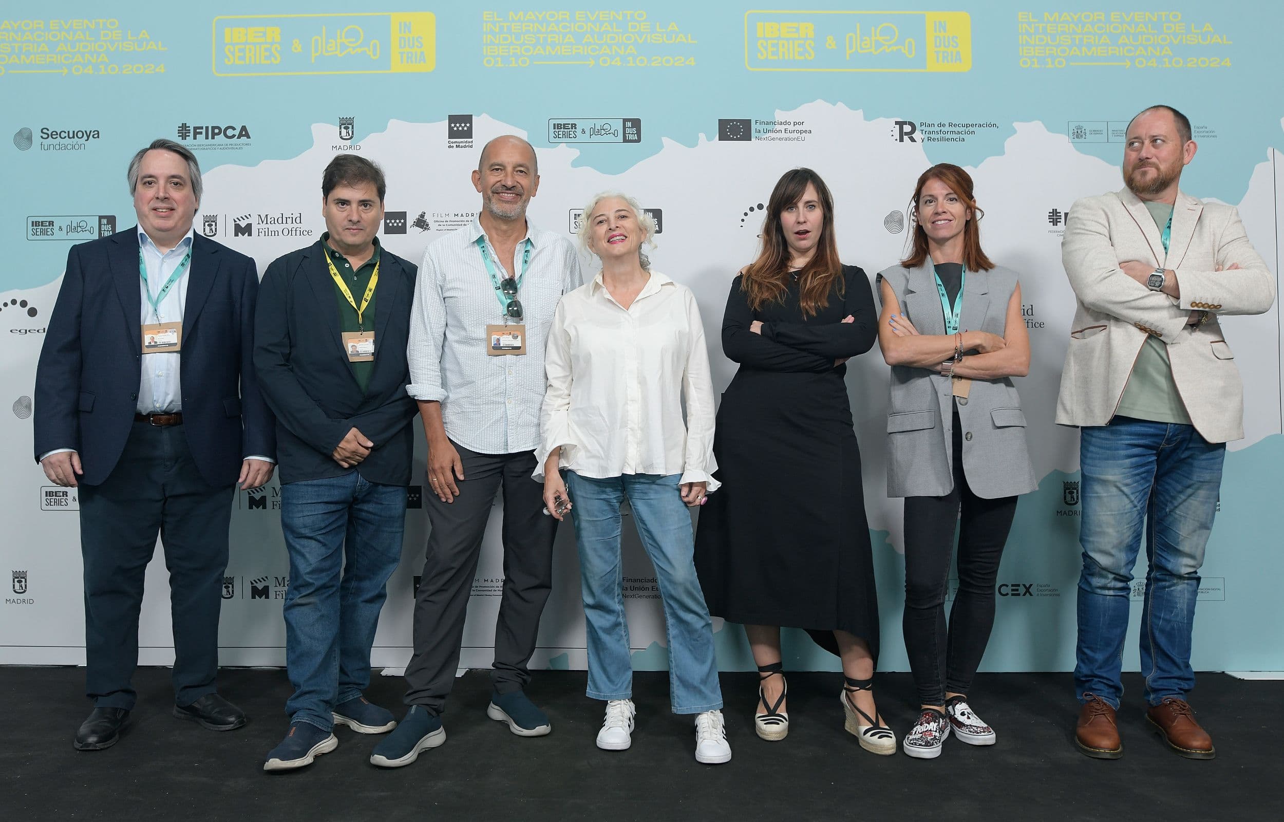 Óscar Olarte, Ignacio Lacosta, Curro Royo, Mariola Cubells, Carmen Páez, Clara Ruipérez y Samuel Castro en Iberseries & Platino Industria 2024
