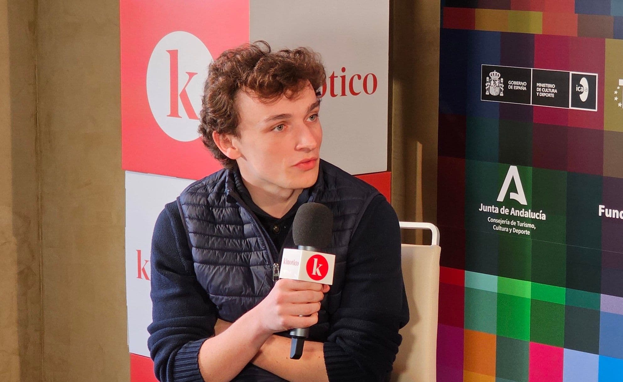 Guillermo Bedward presenta su primera película como protagonista, 'Animal / Humano', en el Festival de Sevilla