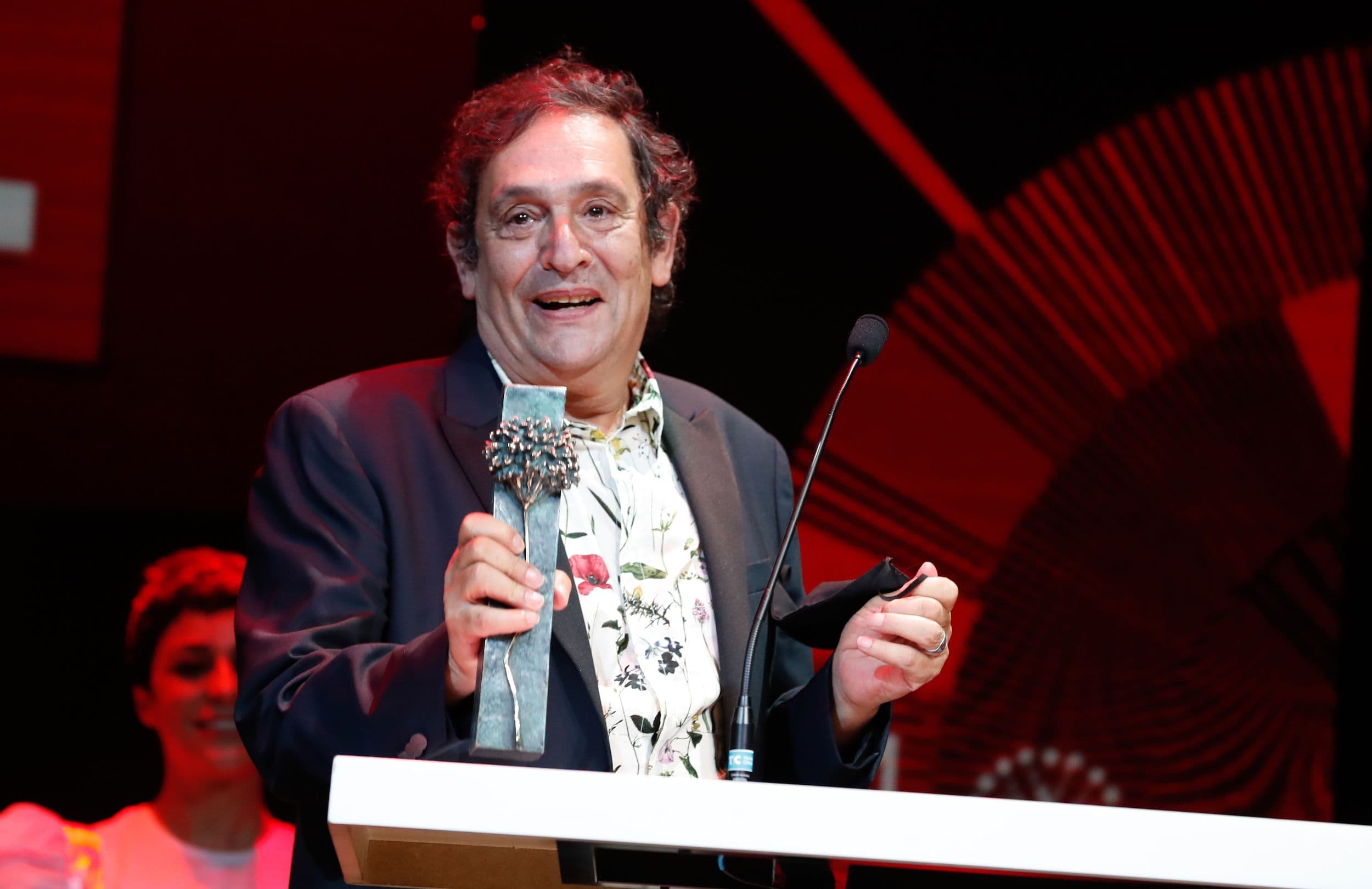 El director Agustí Villaronga agradece la Biznaga de Oro 2021 en el Festival de Málaga