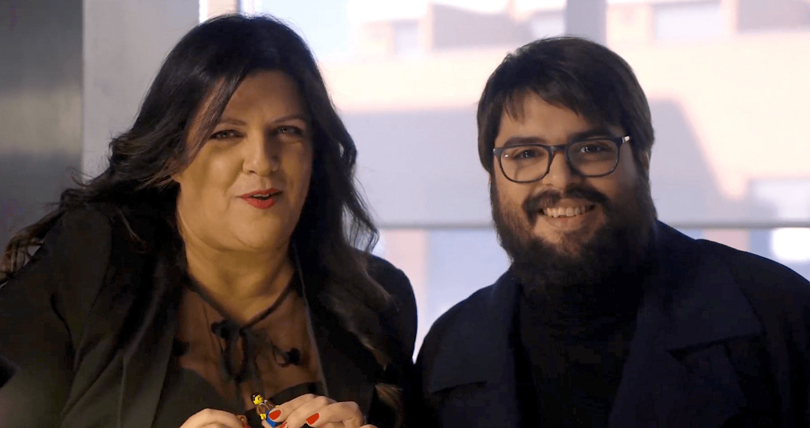 Coria Castillo y Brays Efe en el vídeo promocional de la AICE
