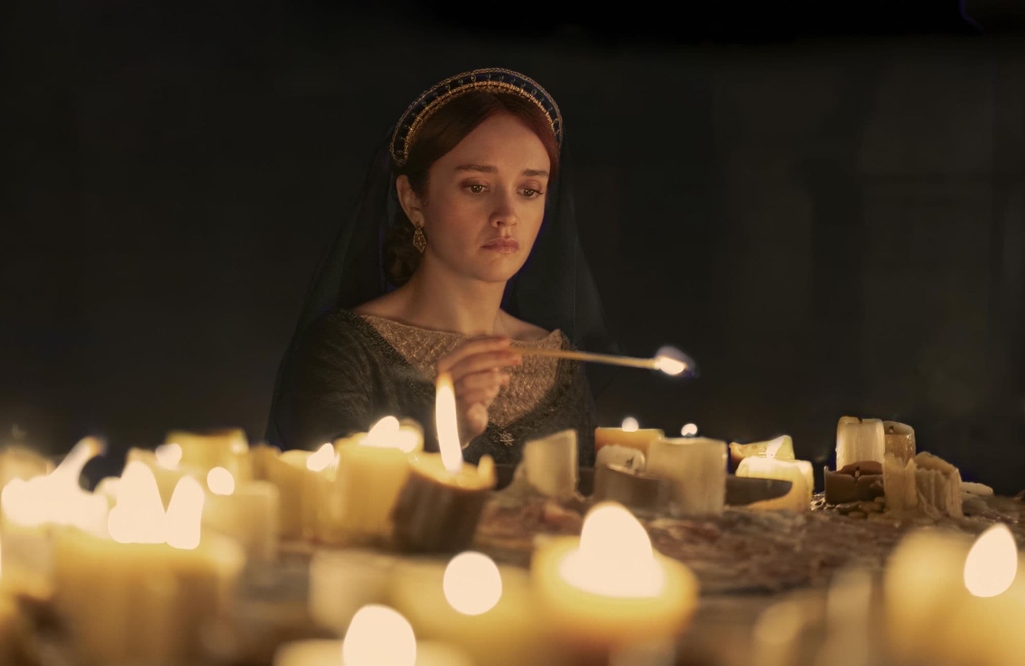 Fotograma de la segunda temporada de 'La casa del dragón', con Olivia Cooke