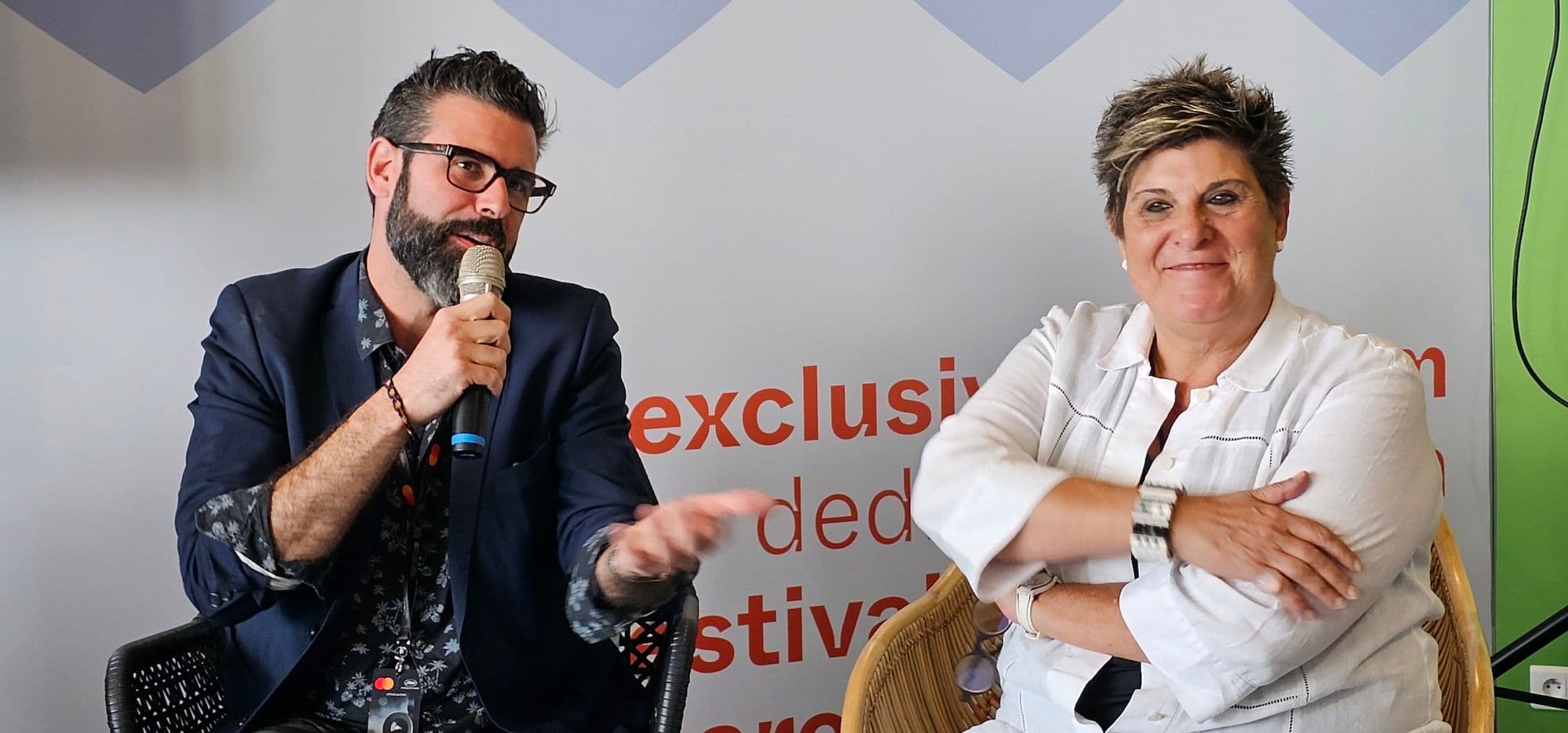 Tito Rodríguez, director del Festival de Sevilla, junto a la consultora Rosa Bosch