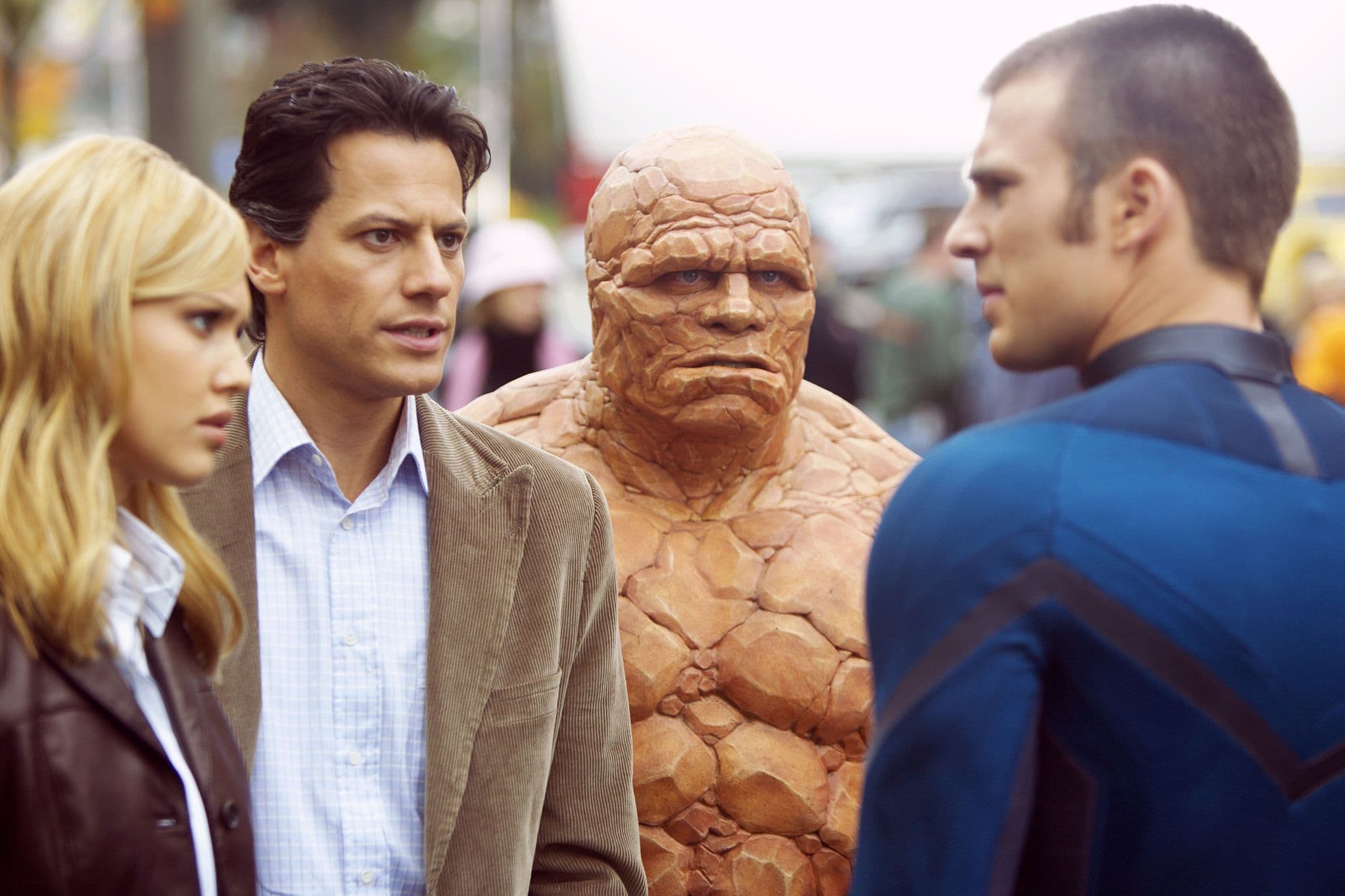 Ioan Gruffudd, Jessica Alba, Chris Evans y Michael Chiklis en una imagen de 'Los 4 fantásticos' (2005)