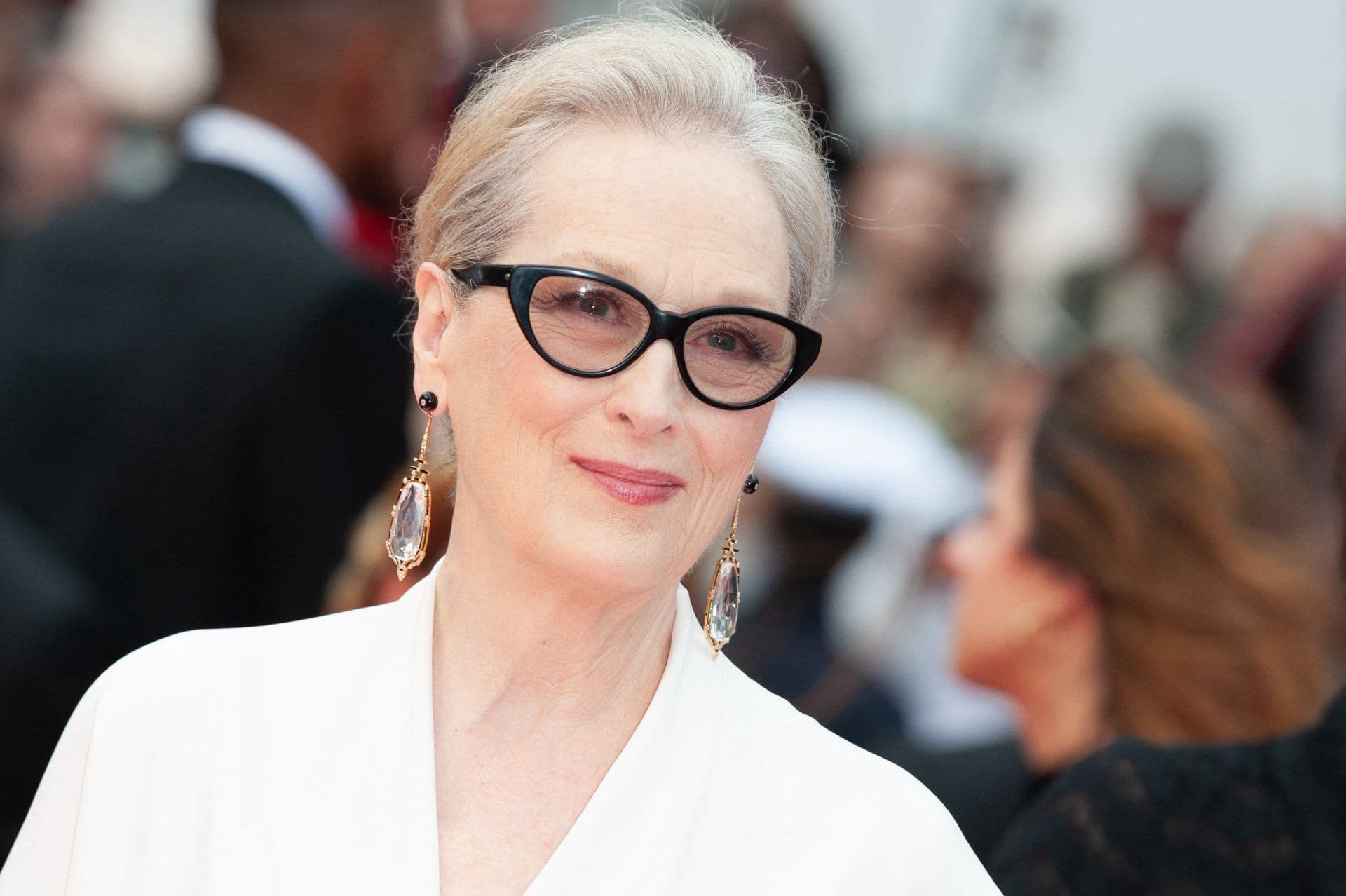 Meryl Streep posa en la alfombra roja del Festival de Cannes minutos antes de recibir la Palma de Oro en reconocimiento a su carrera