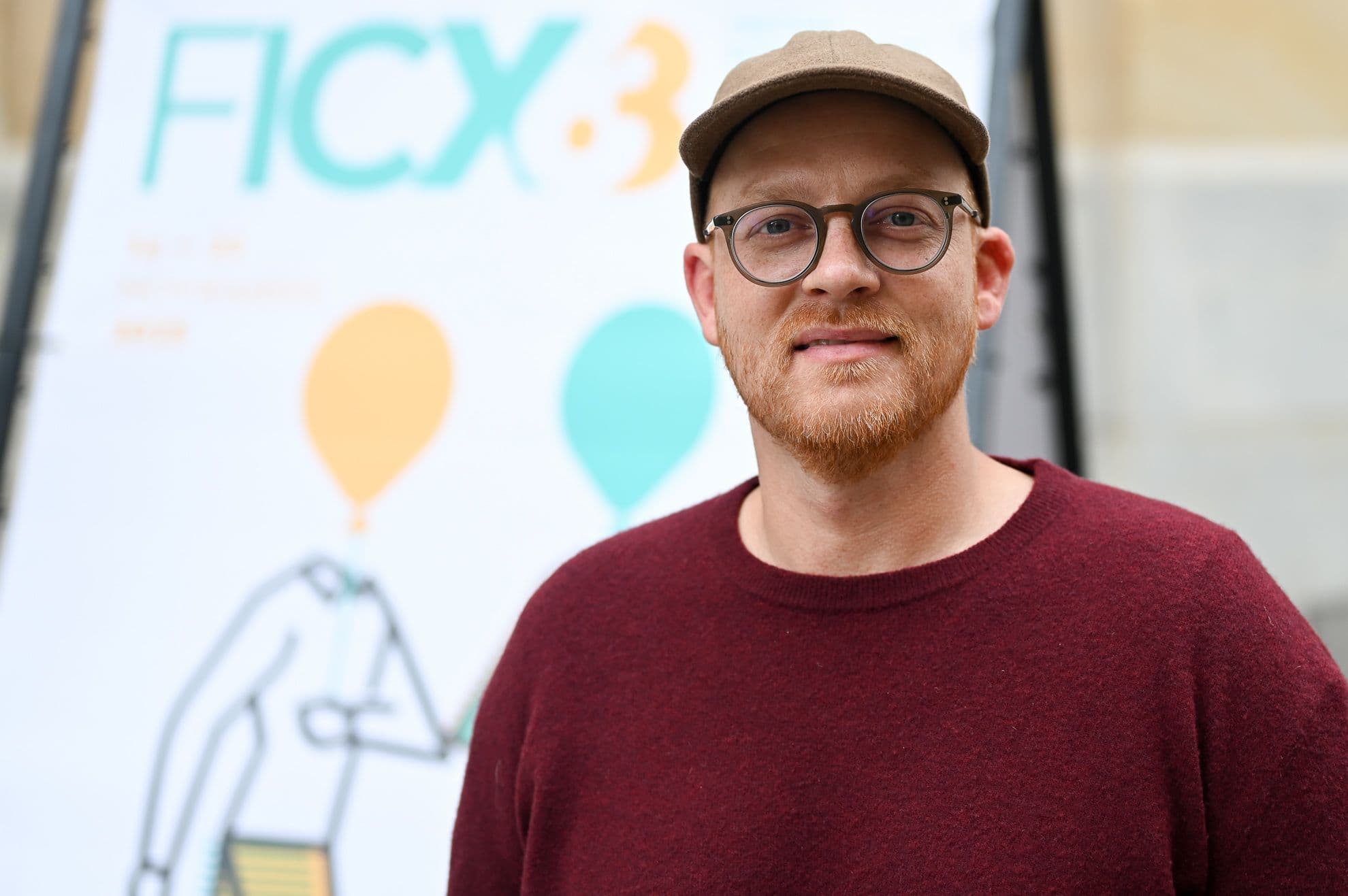 El director estadounidense Cole Webley, en el Festival de Gijón 2025