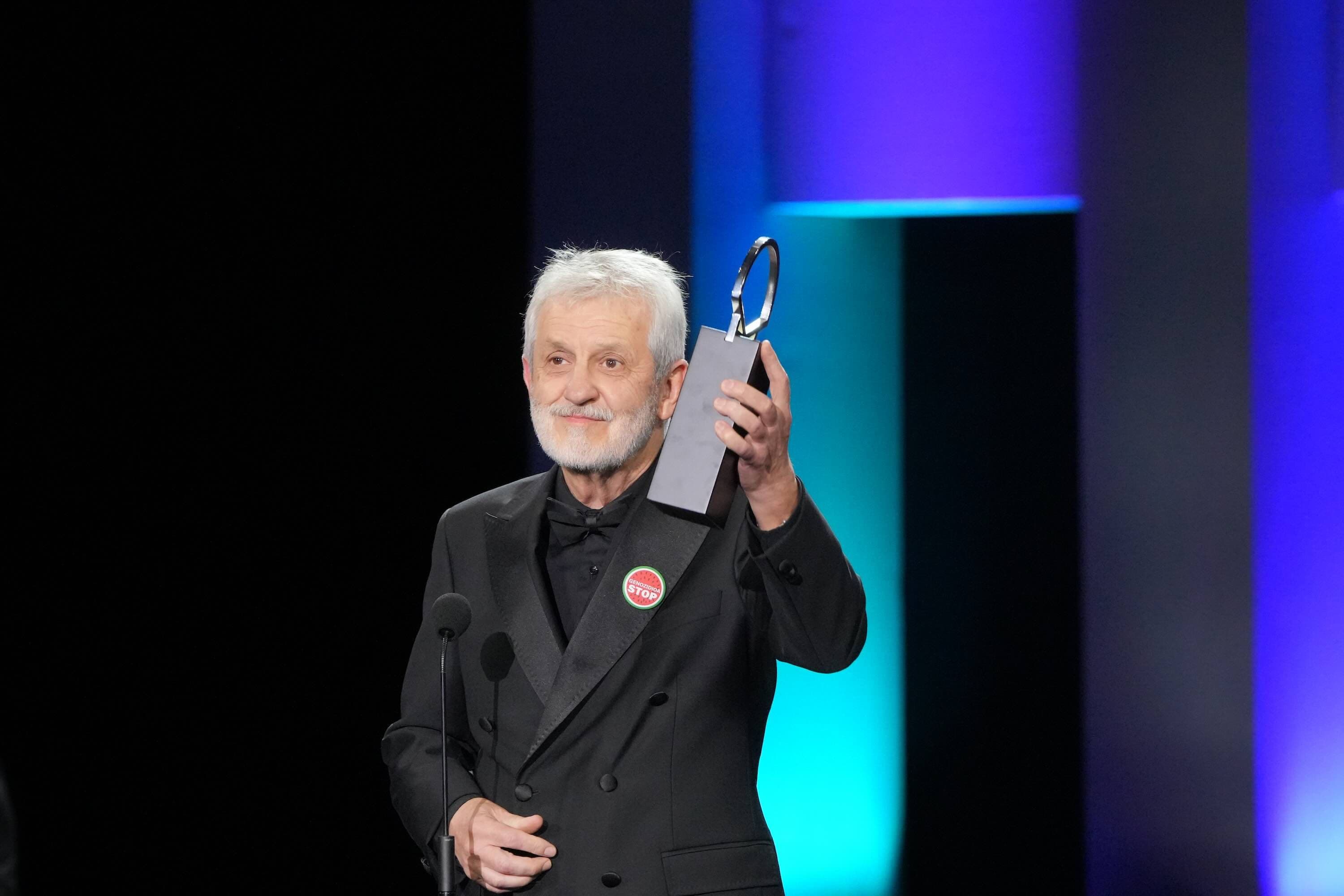 José Ramón Soroiz agradece su Concha de Plata a la Mejor Interpretación protagonista por 'Maspalomas'