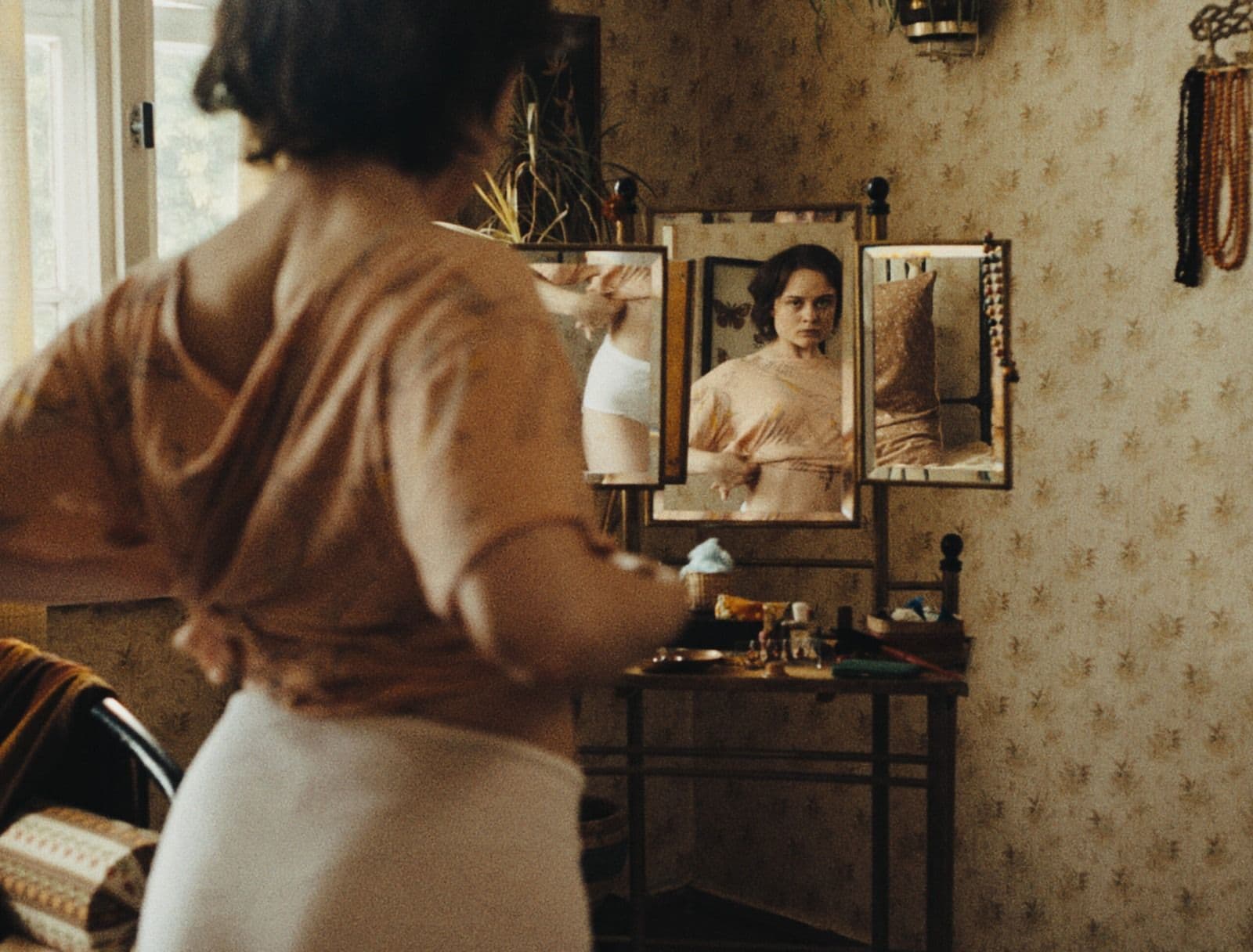 Fotograma promocional de 'Sound of falling', de Mascha Schilinski