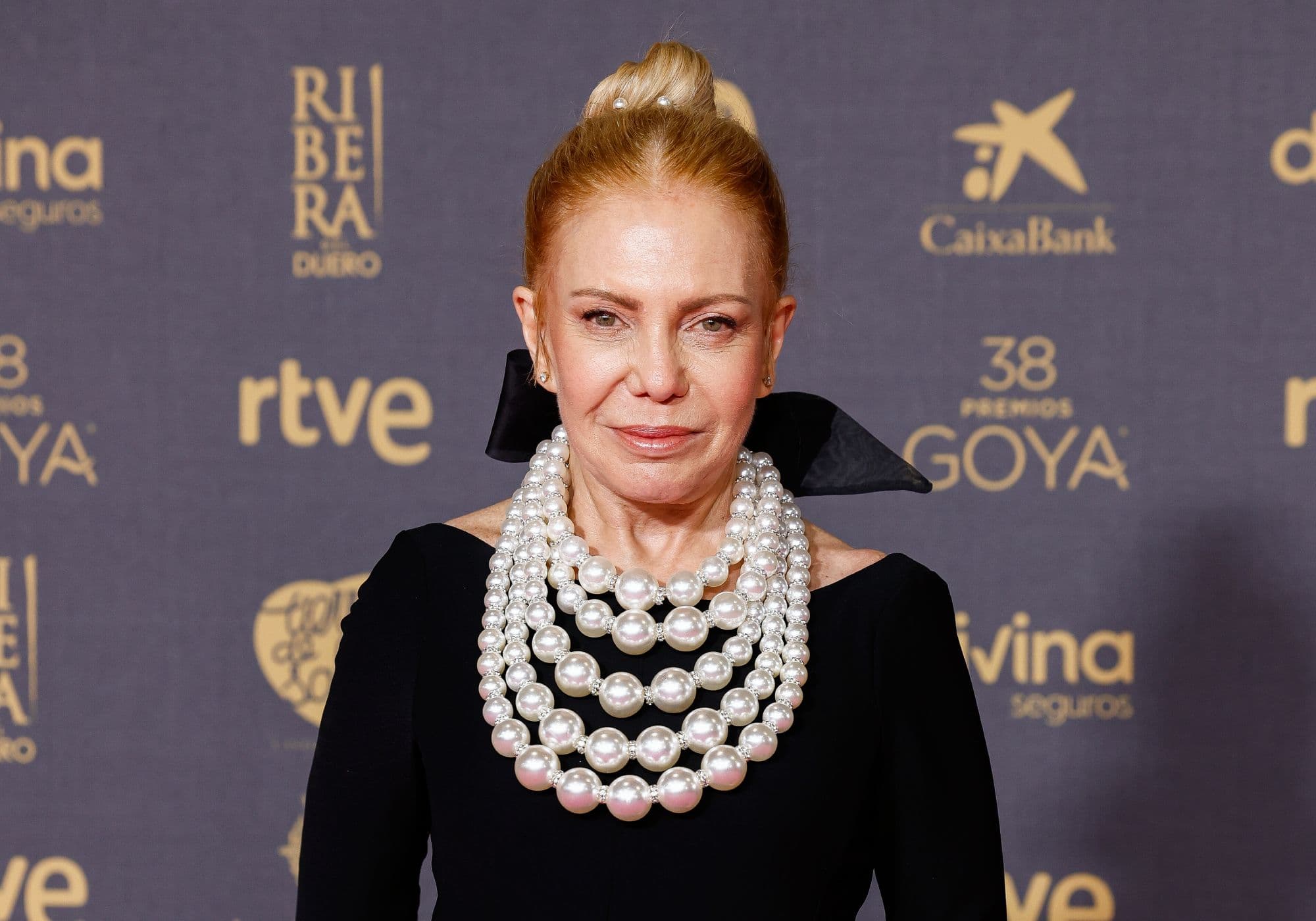 La actriz Cecilia Roth durante la alfombra roja de la gala de los Goya 2024, en Valladolid