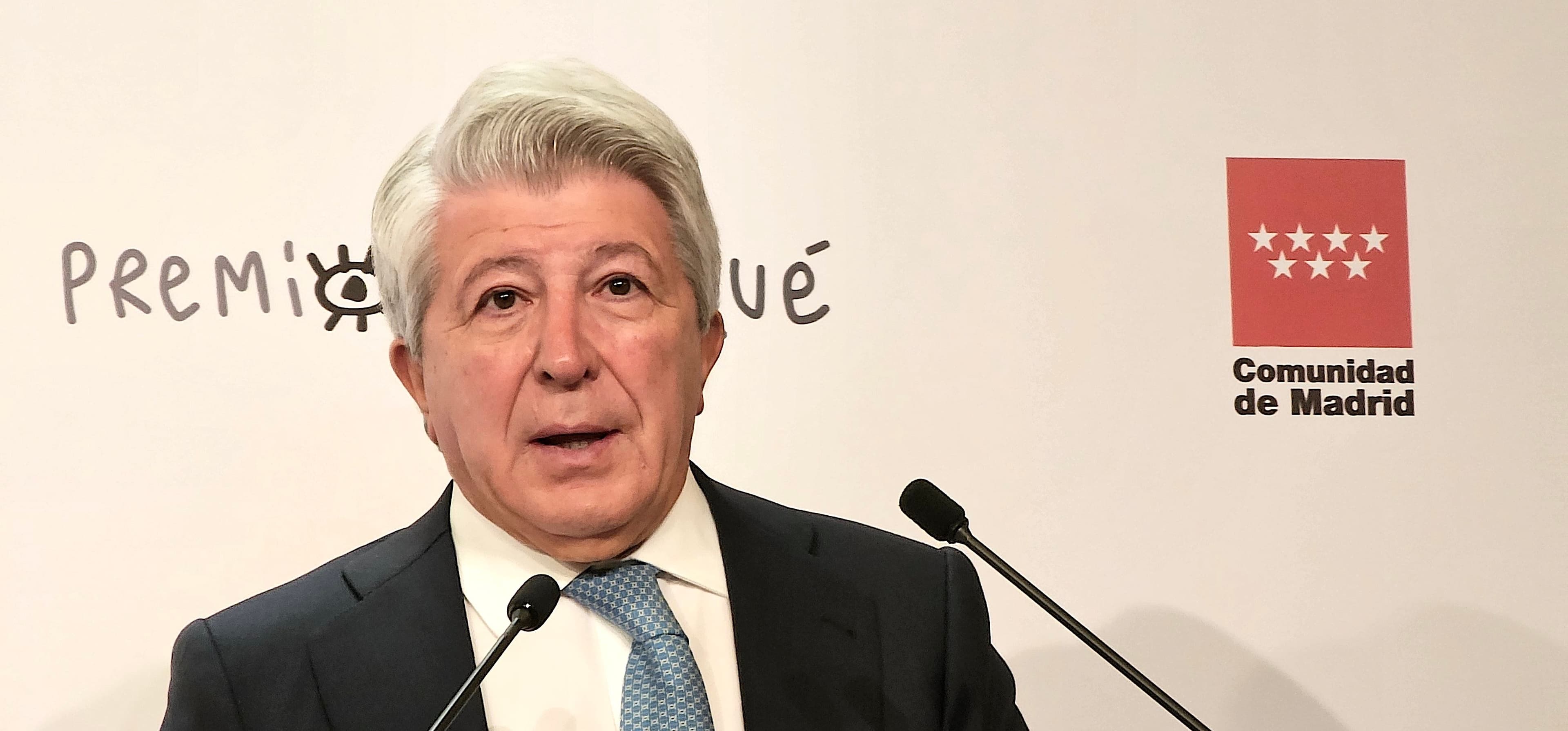 Enrique Cerezo, presidente de EGEDA, durante la lectura de nominaciones de los 29 Premios Forqué