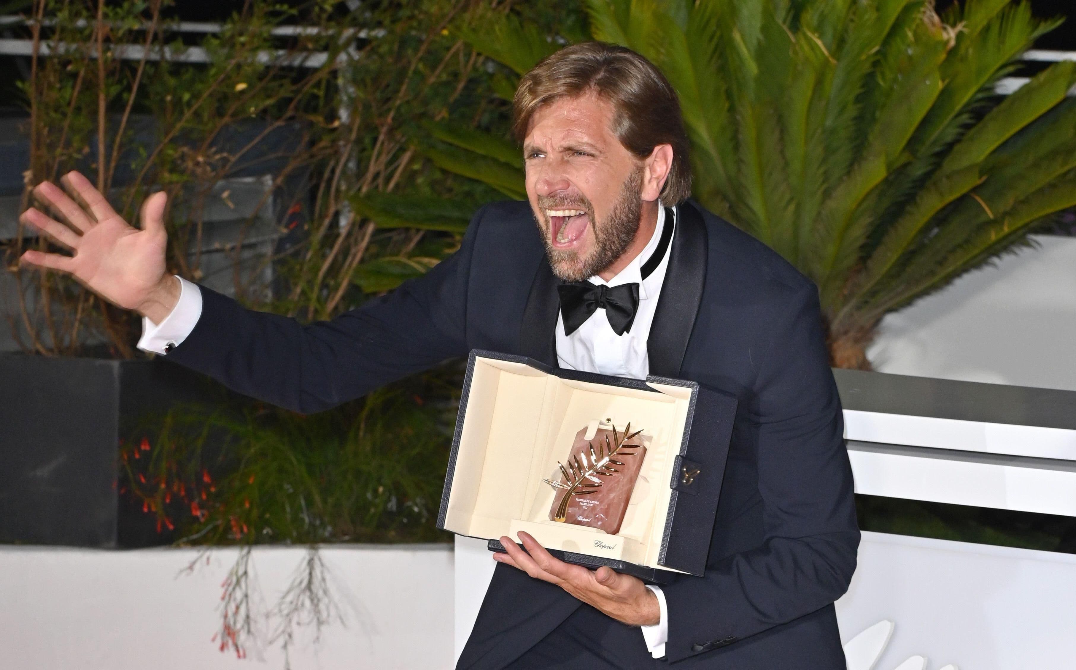Ruben Östlund posa con su Palma de Oro por 'El triángulo de la tristeza'