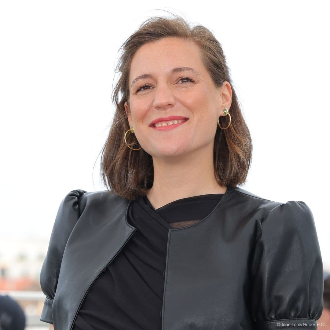 La guionista y directora Carla Simón en el photocall de 'Romería' en el Festival de Cannes