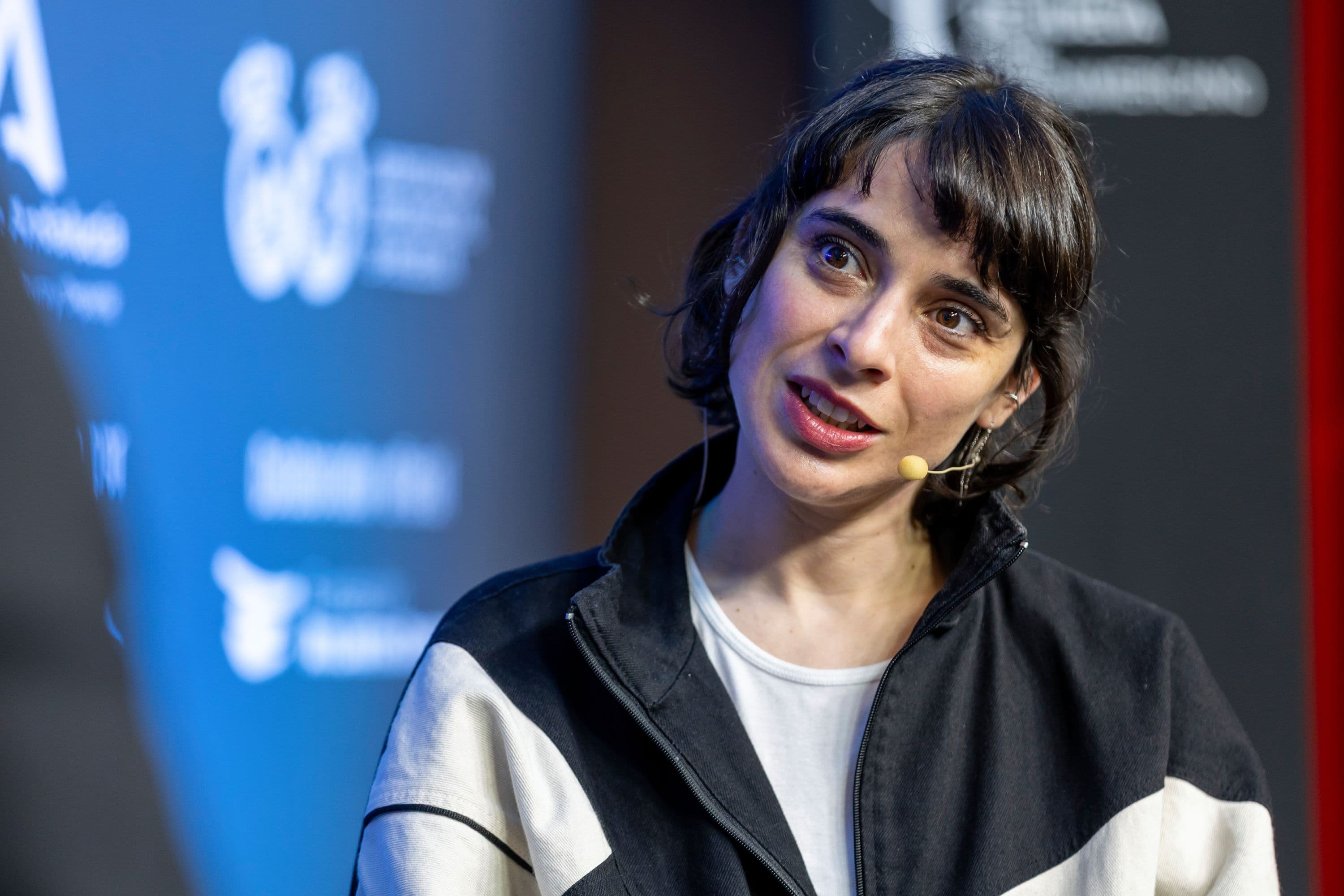 Lucía Garibaldi, directora de ‘Un futuro brillante’, en la rueda de prensa de presentación de su película en el Festival de Huelva de Cine Iberoamericano