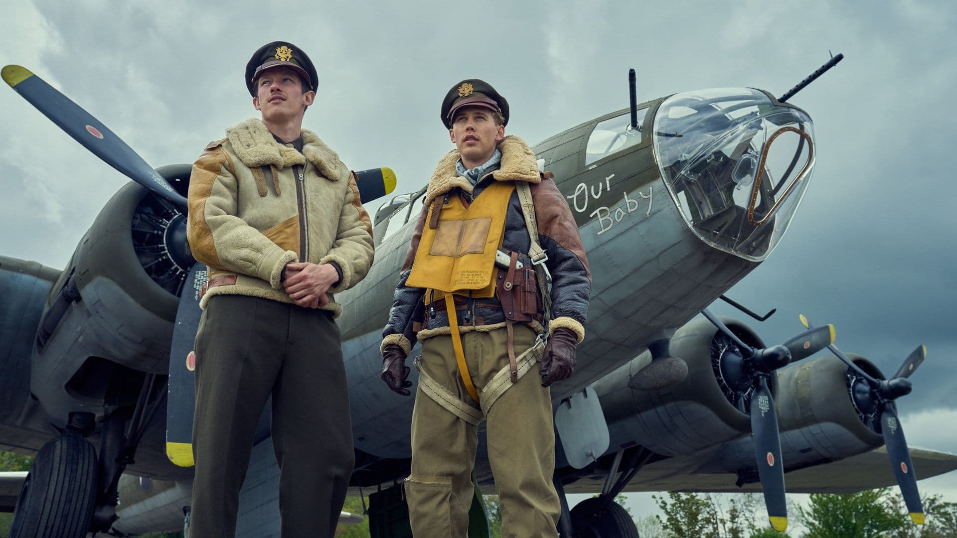 Fotograma de 'Los amos del aire', la serie bélica de Apple TV+