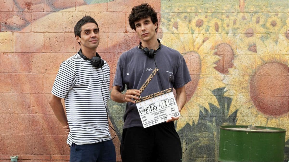 Los Javis en el rodaje de 'La mesías'
