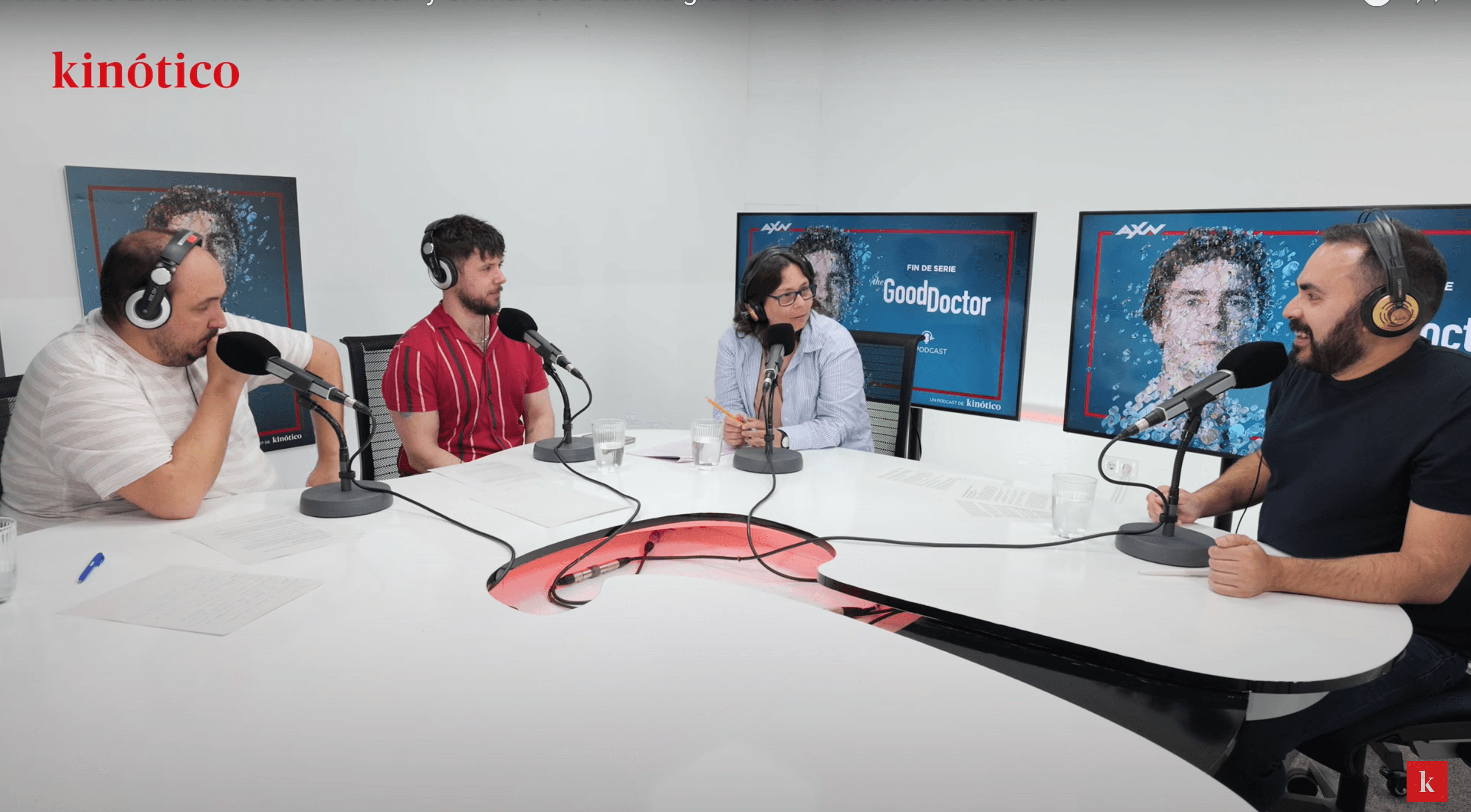 Dani Mantilla, Javier P. Martín, Mariajo Arias y Davi Martos, en plena grabación