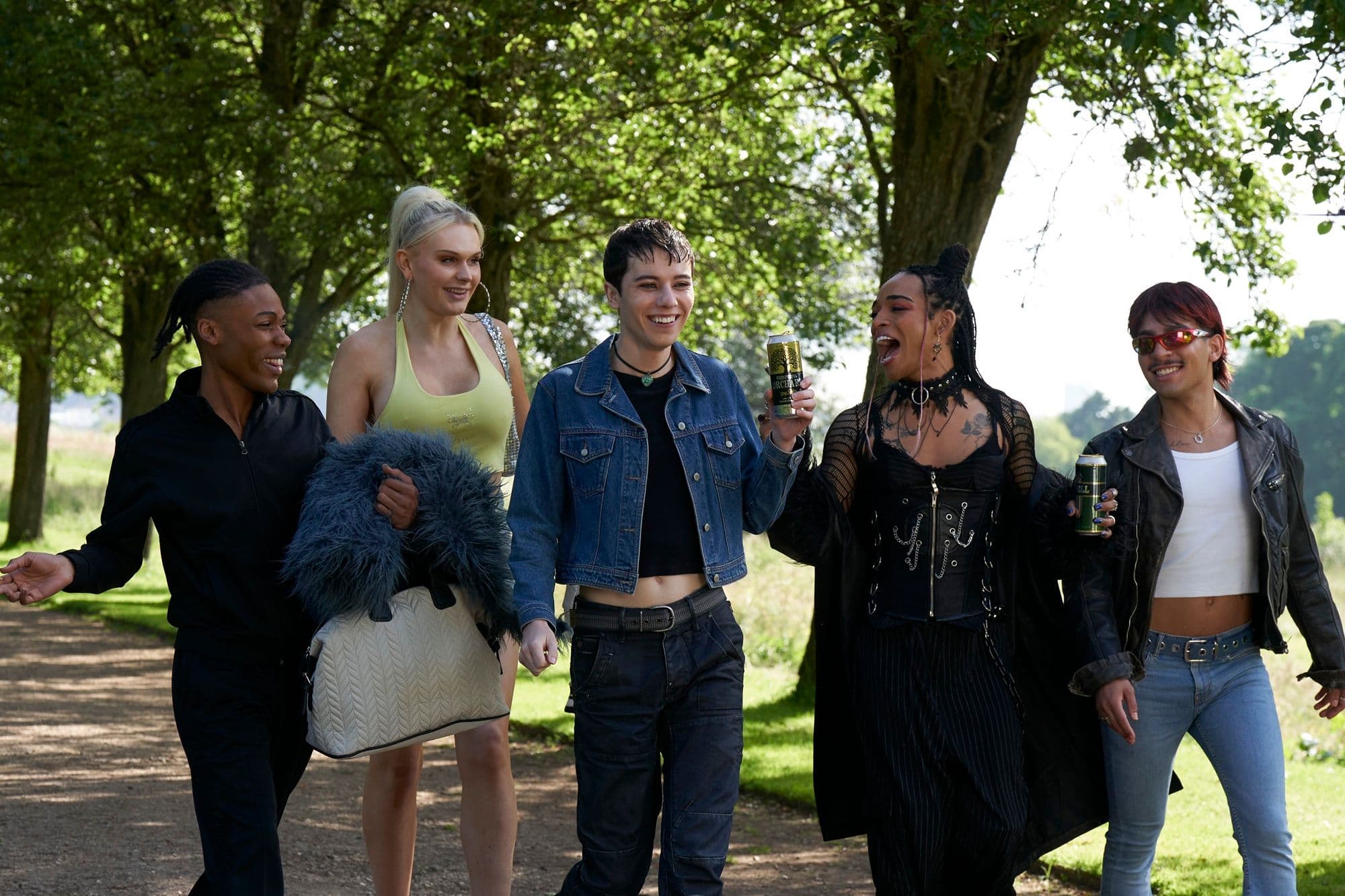 Fotograma promocional de ‘What it feels like for a girl’