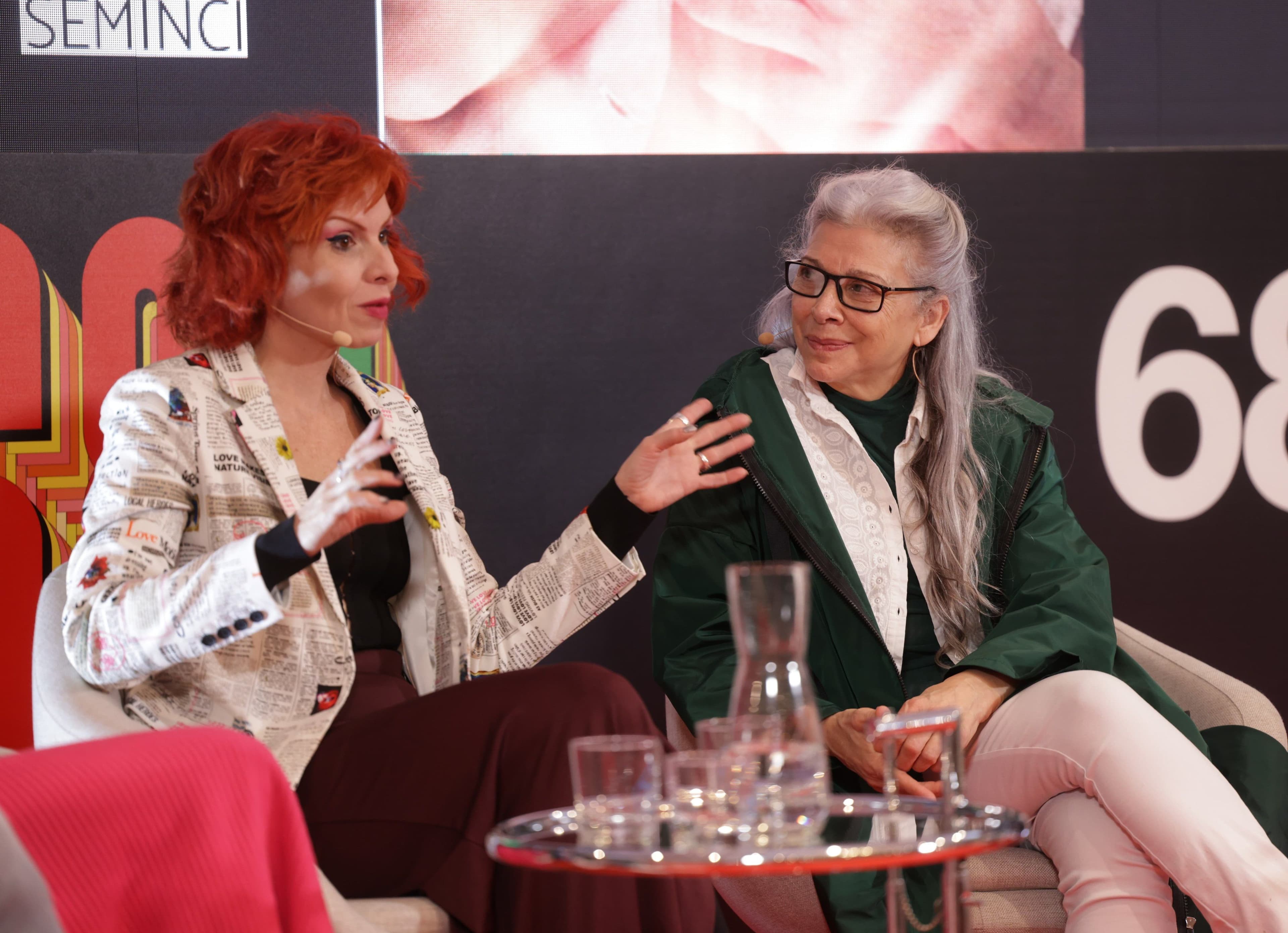 Patricia Ortega y Kiti Mánver en la presentación de 'Mamacruz' en la Seminci 2023