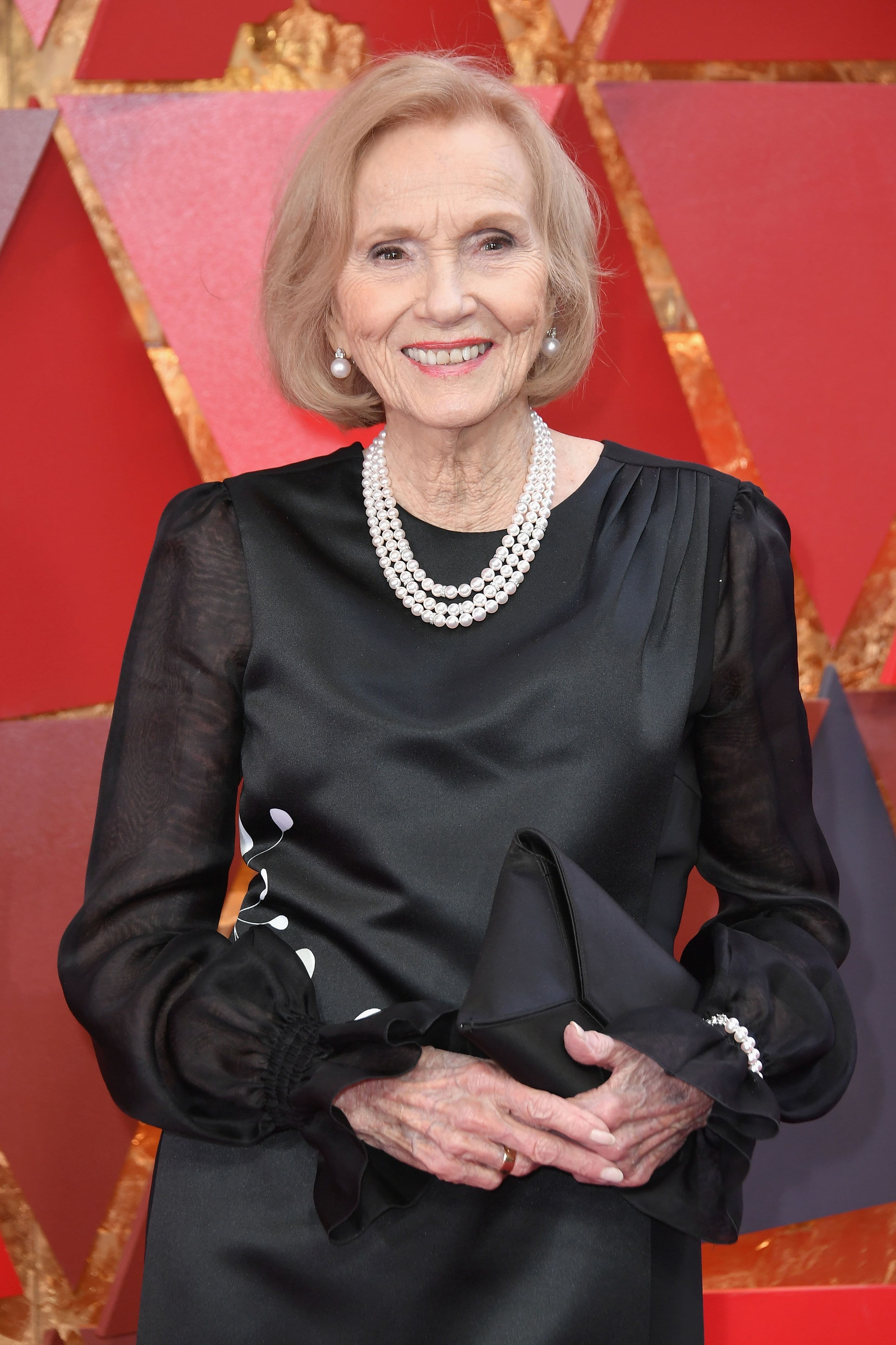 La actriz Eva Marie Saint posa en la alfombra roja de los 90 Premios Oscar, en marzo de 2018